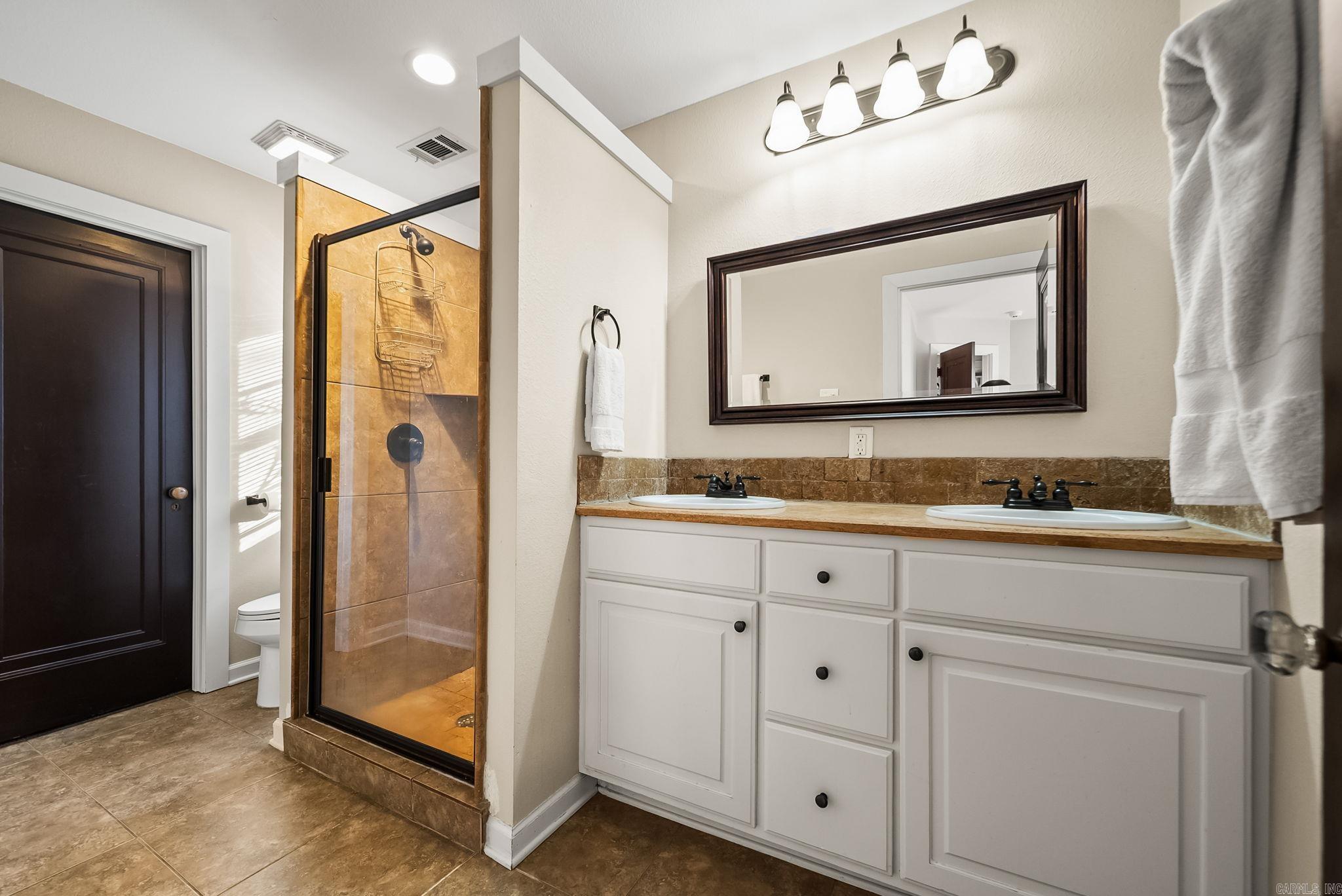 117 Crystal Court Property Photo 32