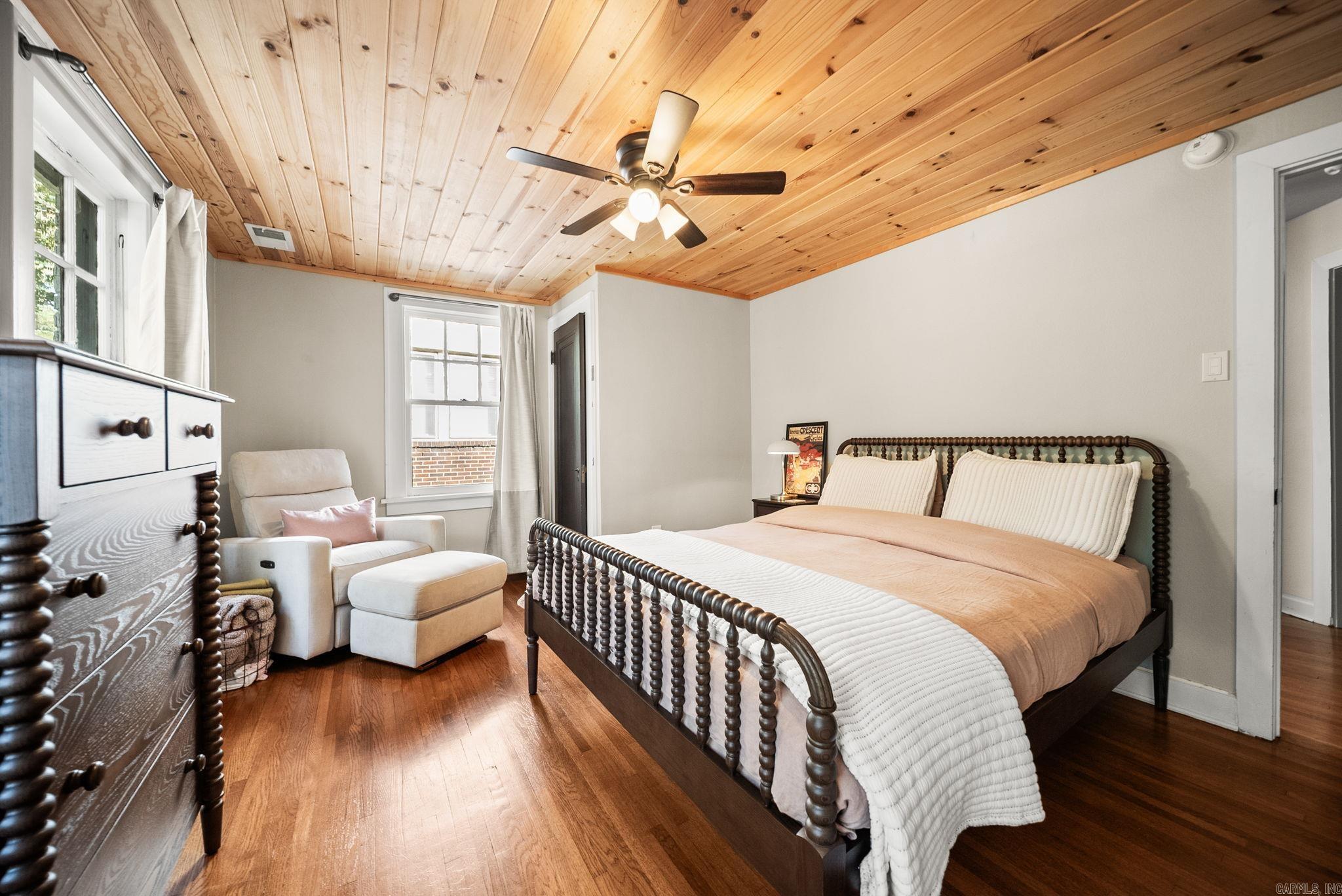 117 Crystal Court Property Photo 34