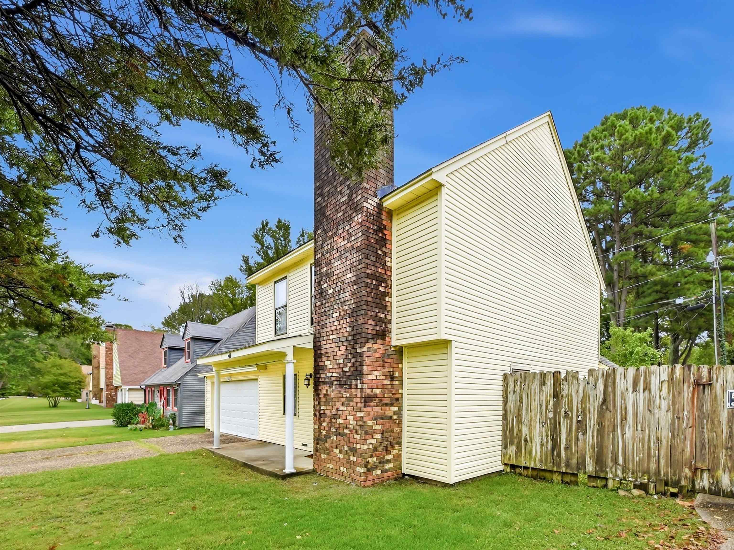1315 Wright Street Property Photo 4