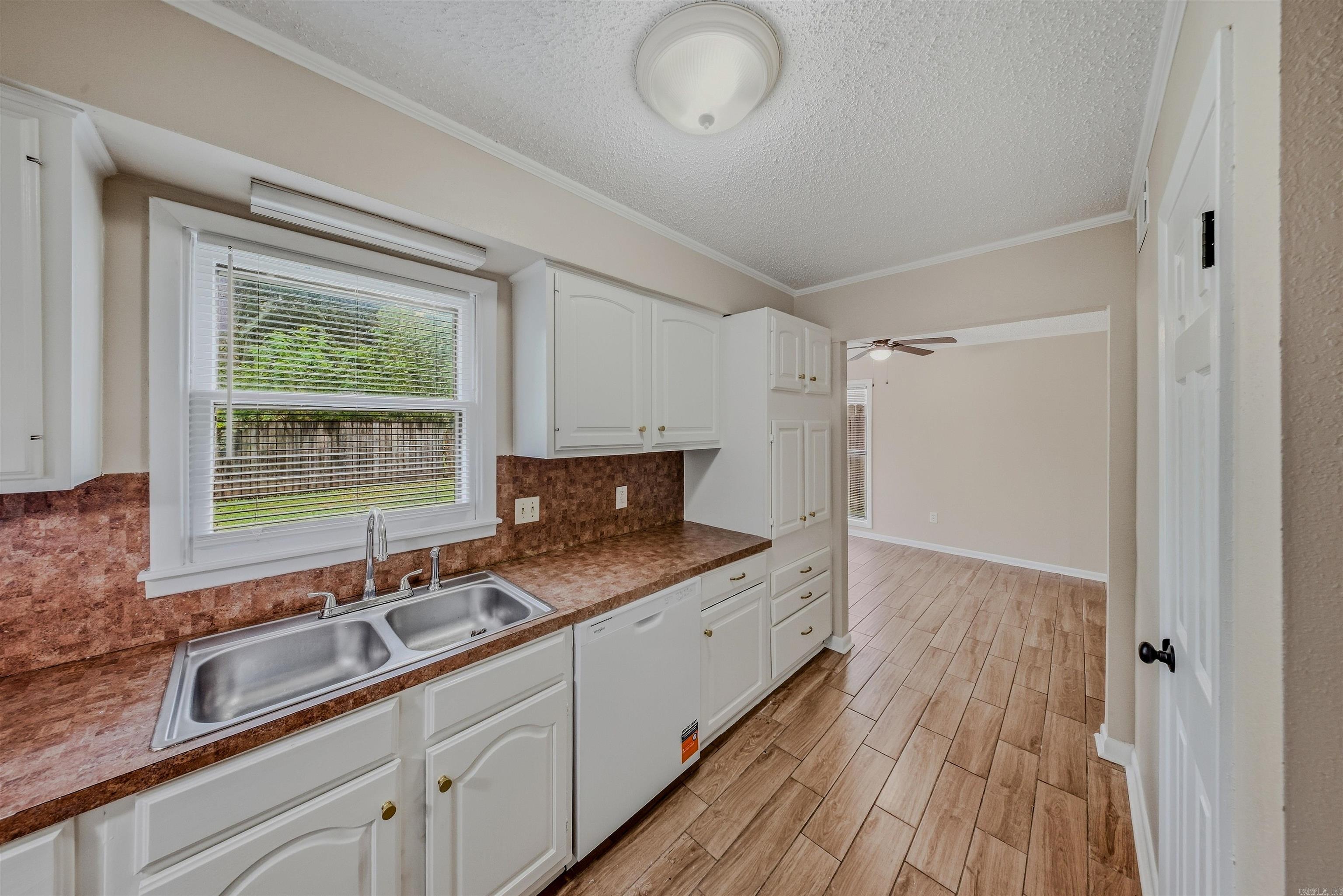 1315 Wright Street Property Photo 16