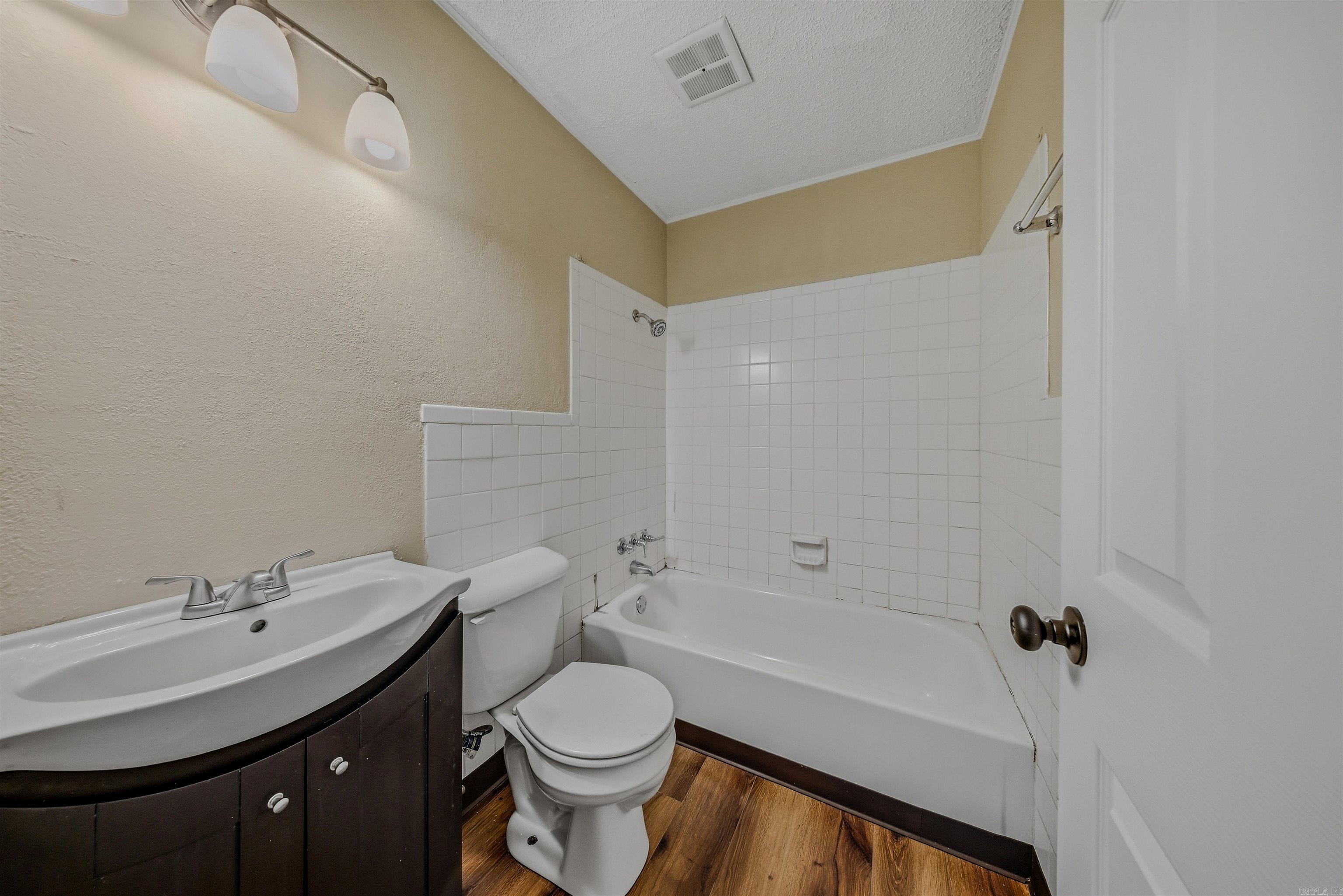 1315 Wright Street Property Photo 25