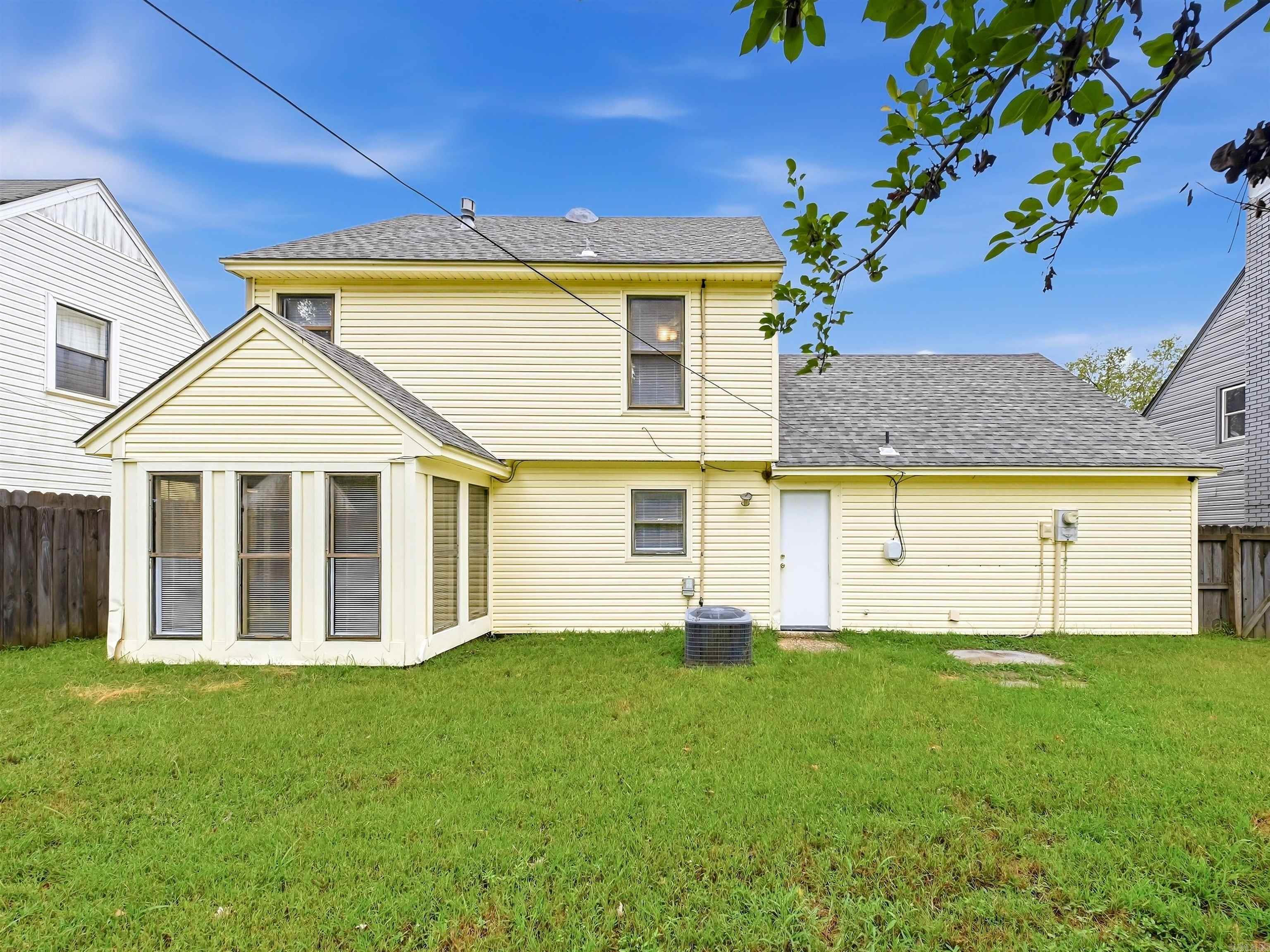 1315 Wright Street Property Photo 29
