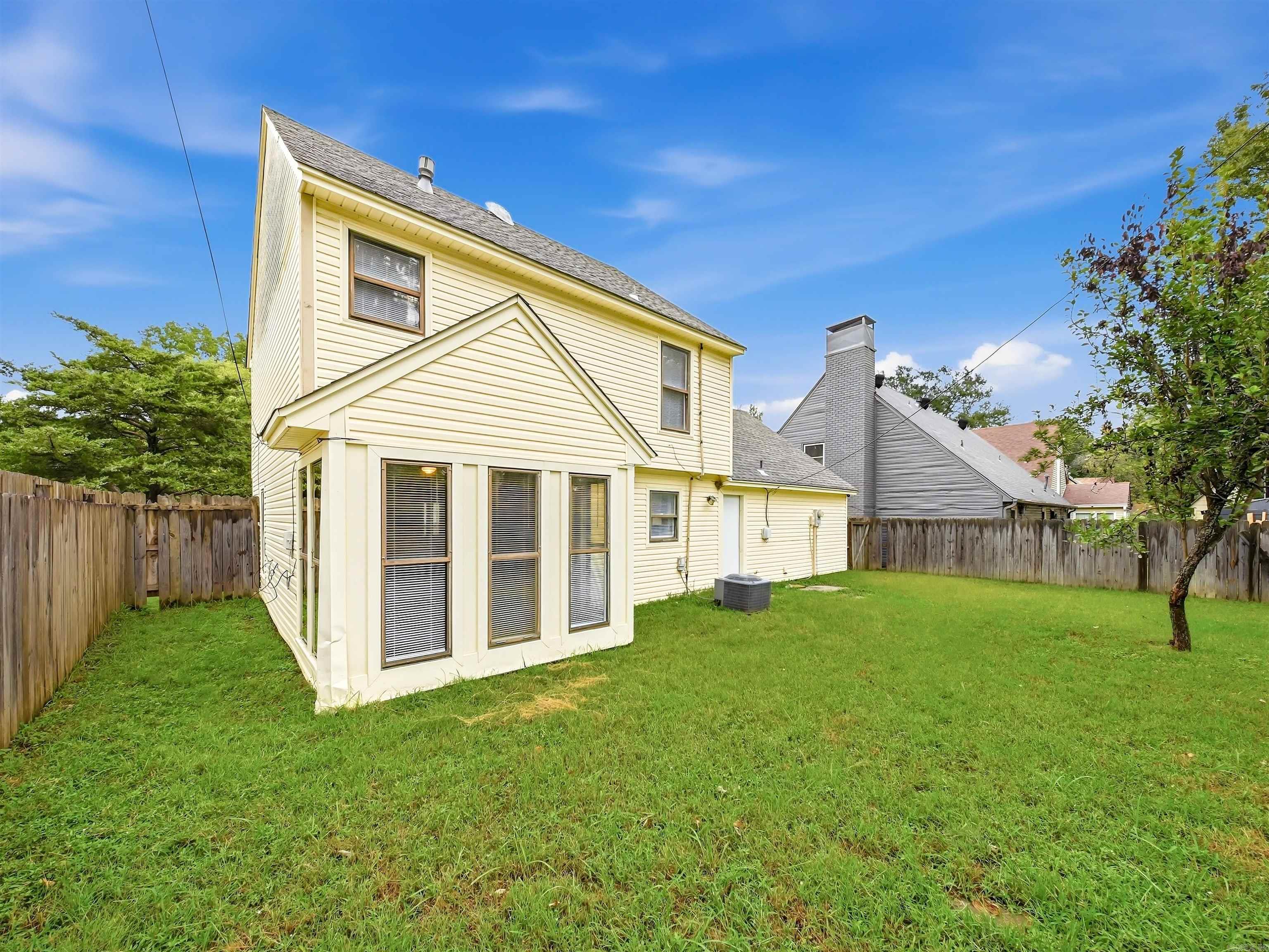 1315 Wright Street Property Photo 31