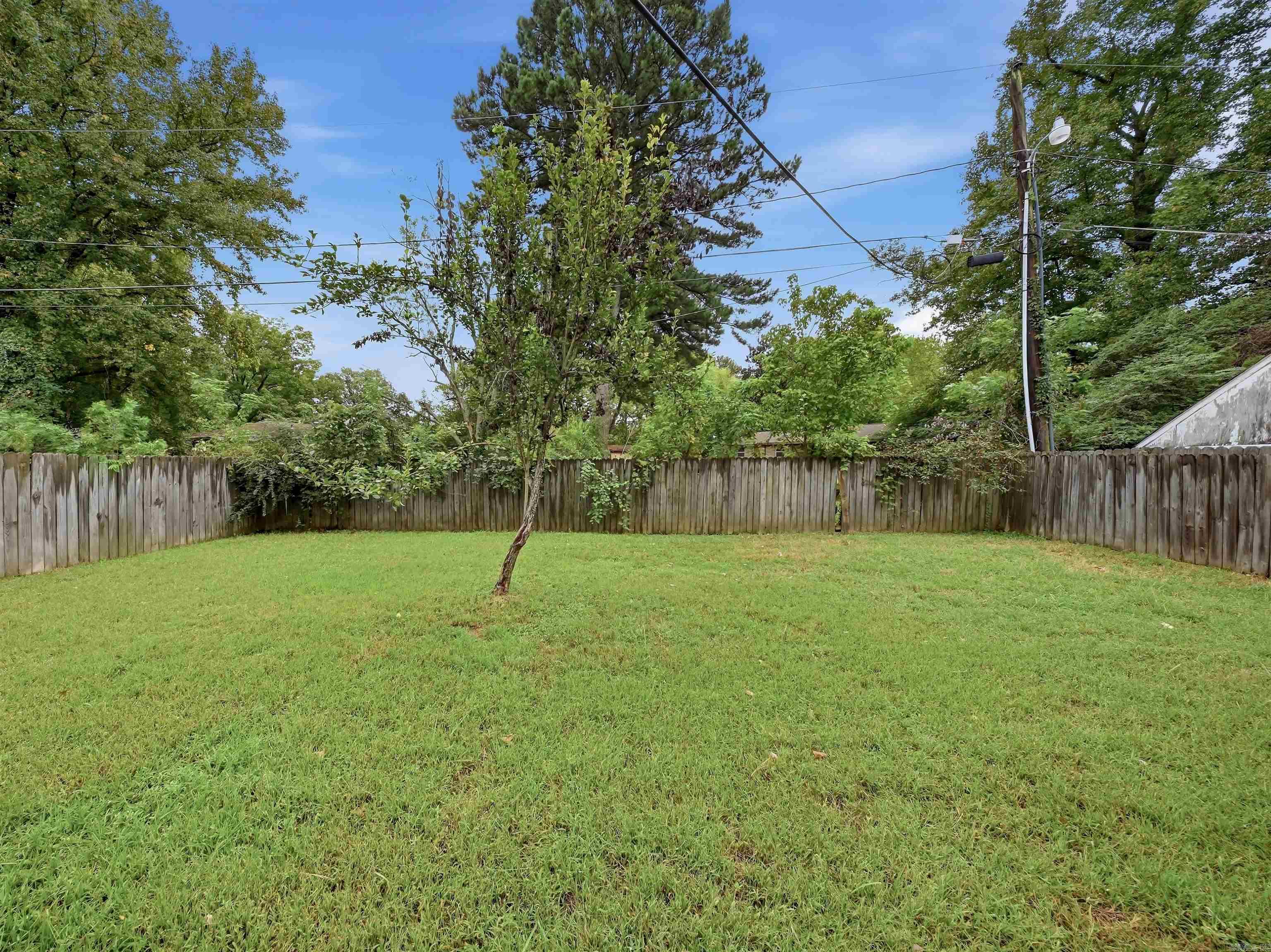1315 Wright Street Property Photo 32