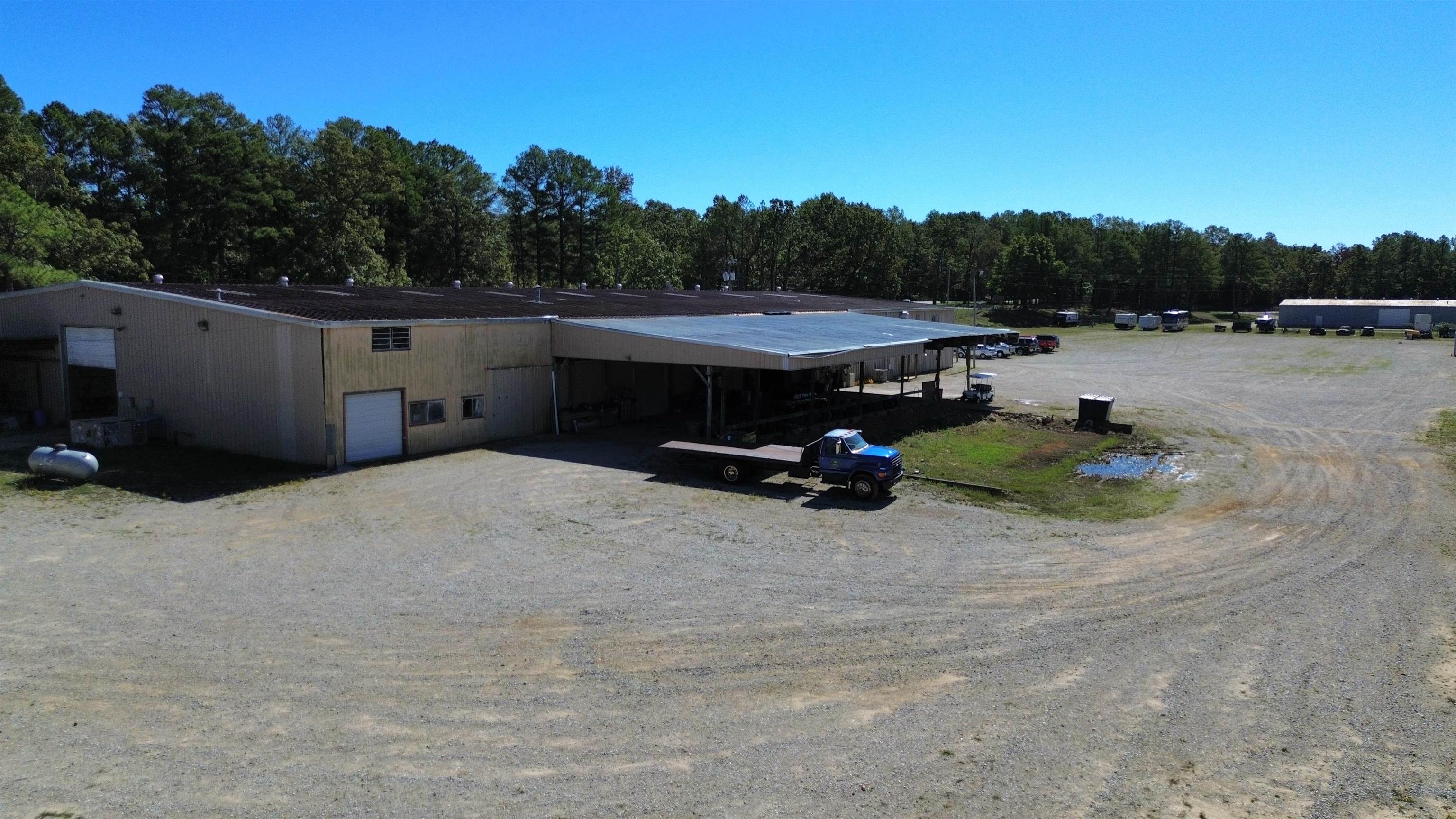 50 S Pottawattamie Drive Property Photo 7