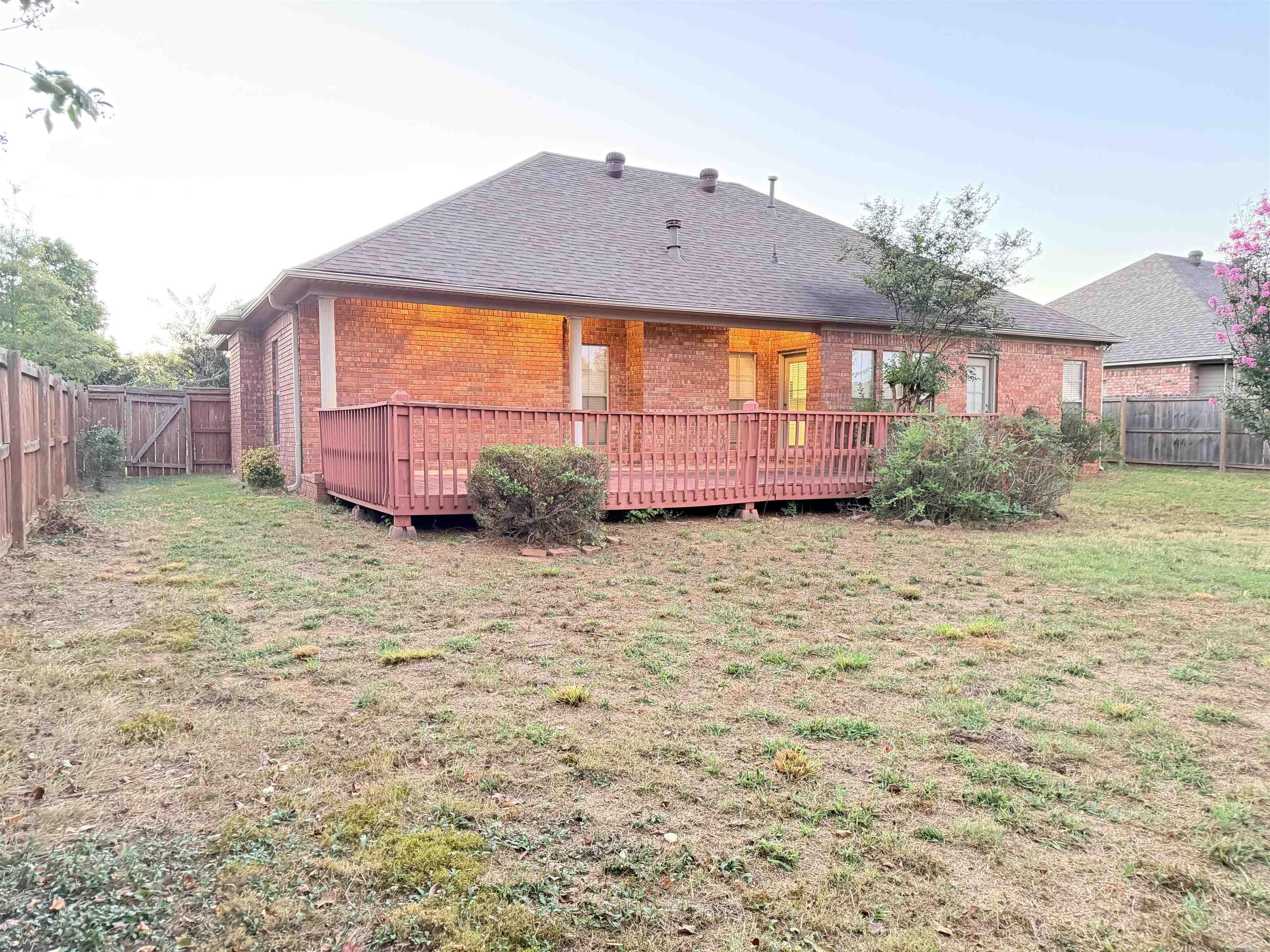 1430 Crosspoint Road Property Photo 3