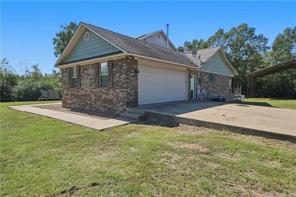 115 Newton Springs Property Photo 2