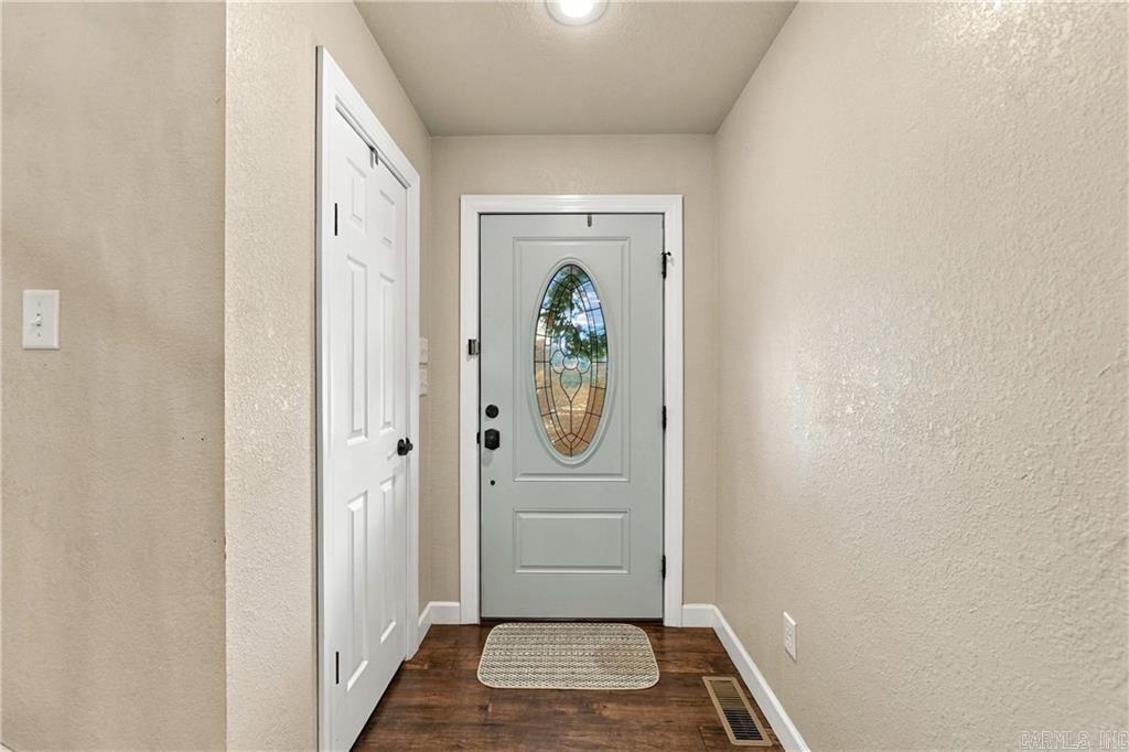 115 Newton Springs Property Photo 7