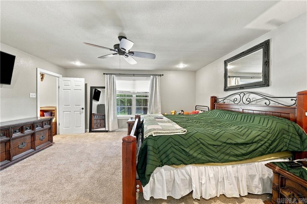 115 Newton Springs Property Photo 24