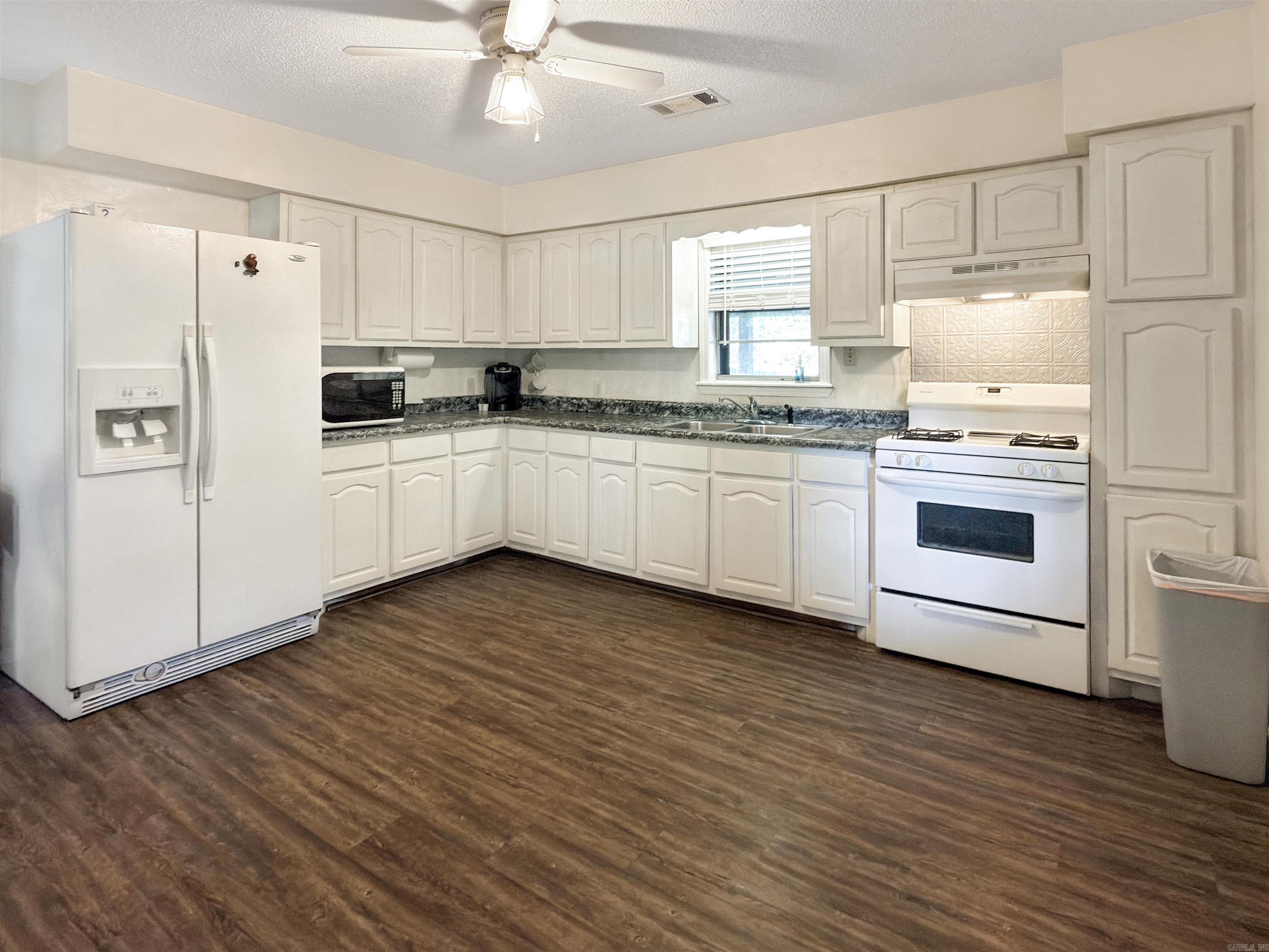 106 W Mcbride Street Property Photo 6