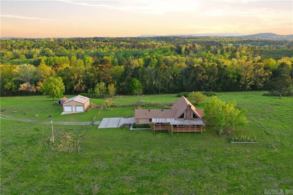1709 County Road 4451 Property Photo 12