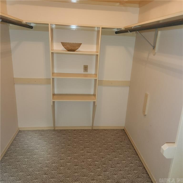 1709 County Road 4451 Property Photo 29