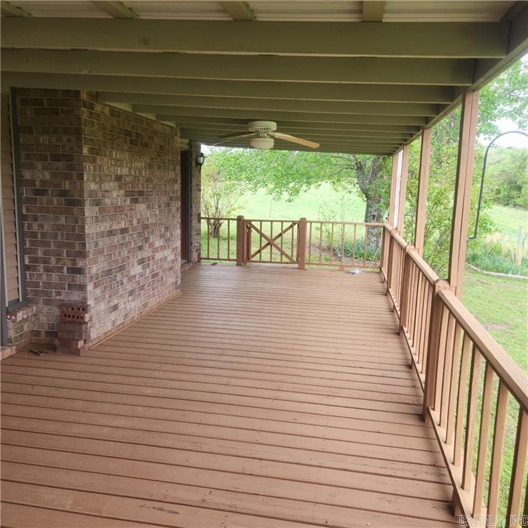 1709 County Road 4451 Property Photo 31