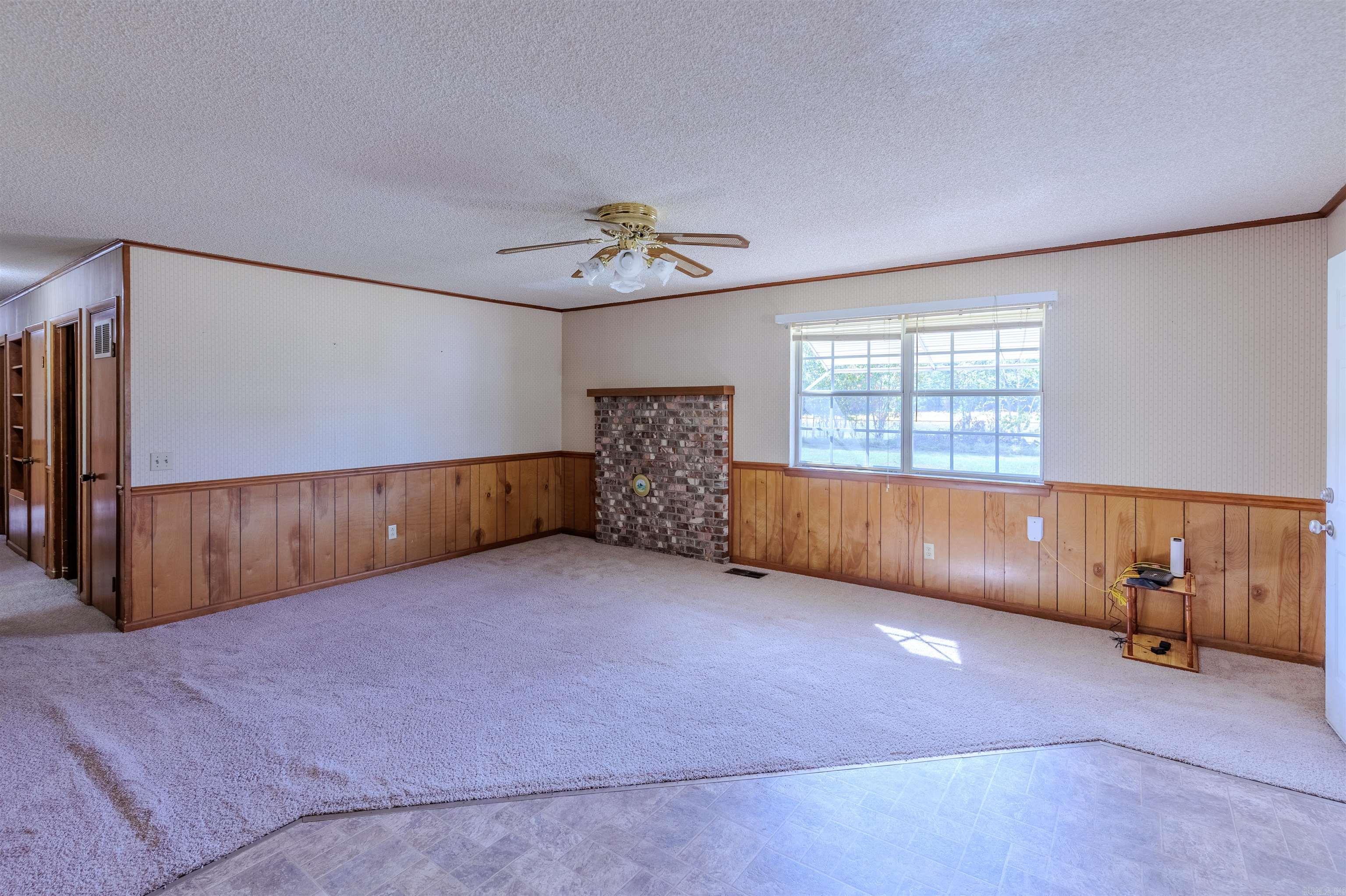 1739 Highway 216 Property Photo 8