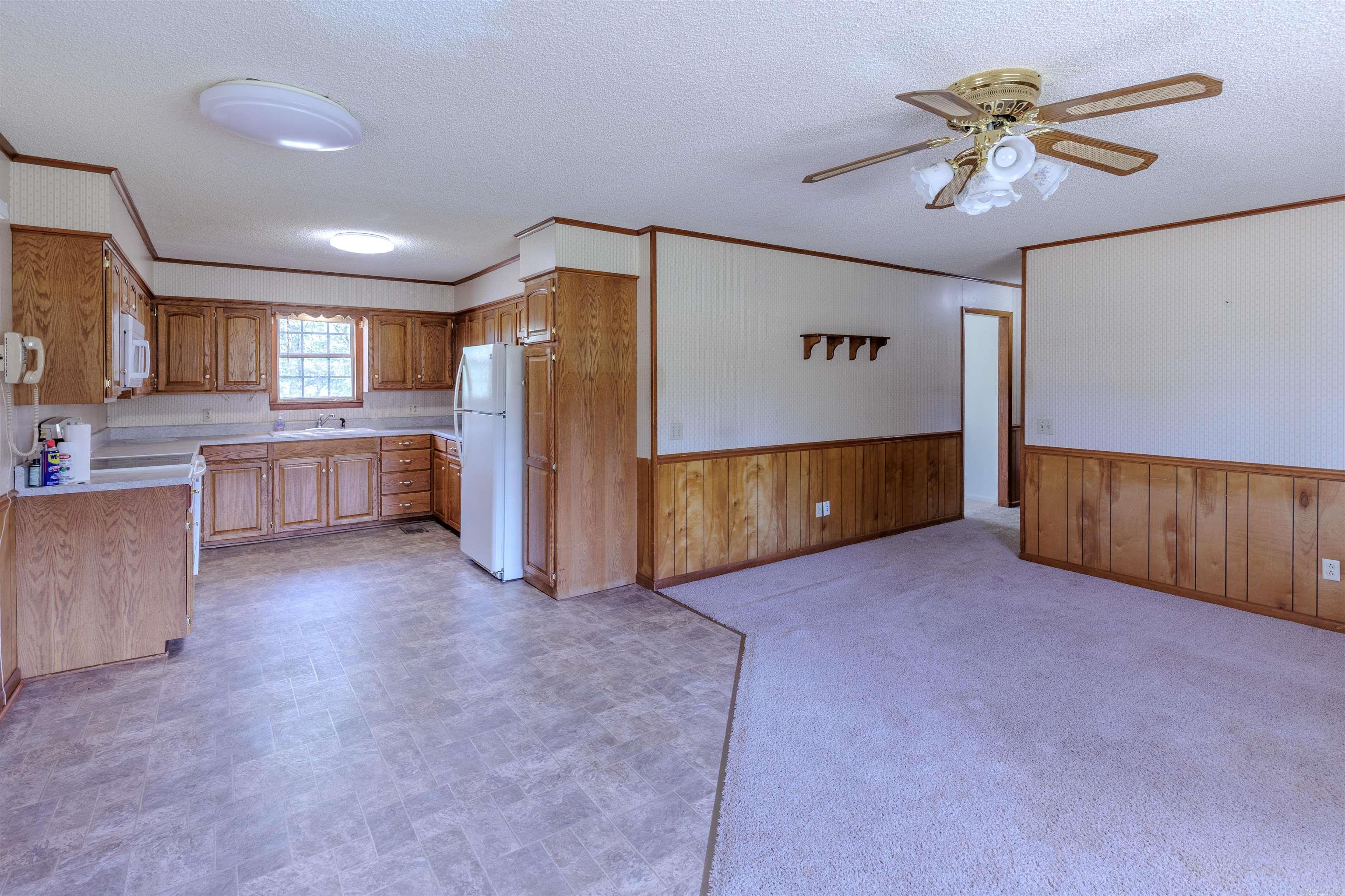 1739 Highway 216 Property Photo 9