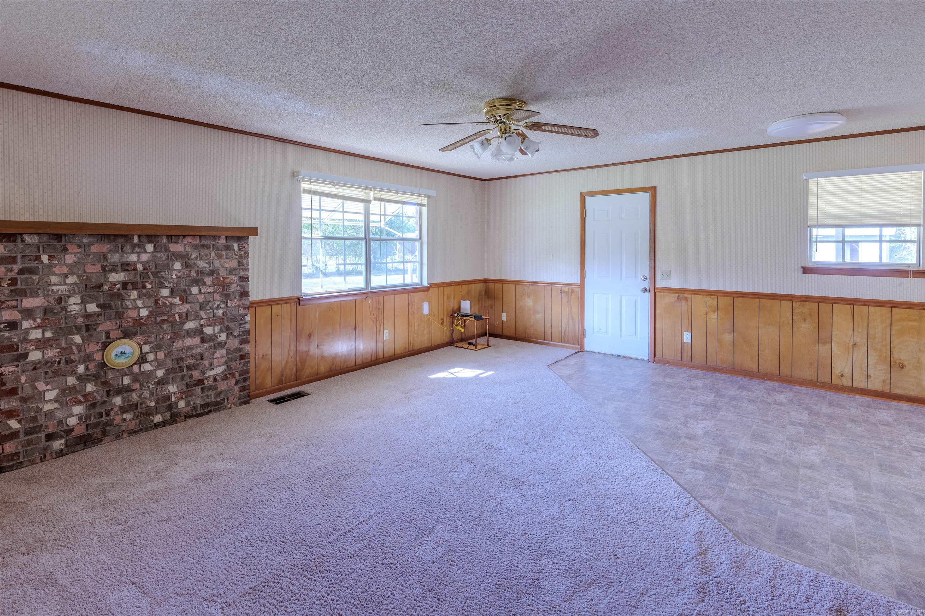 1739 Highway 216 Property Photo 11