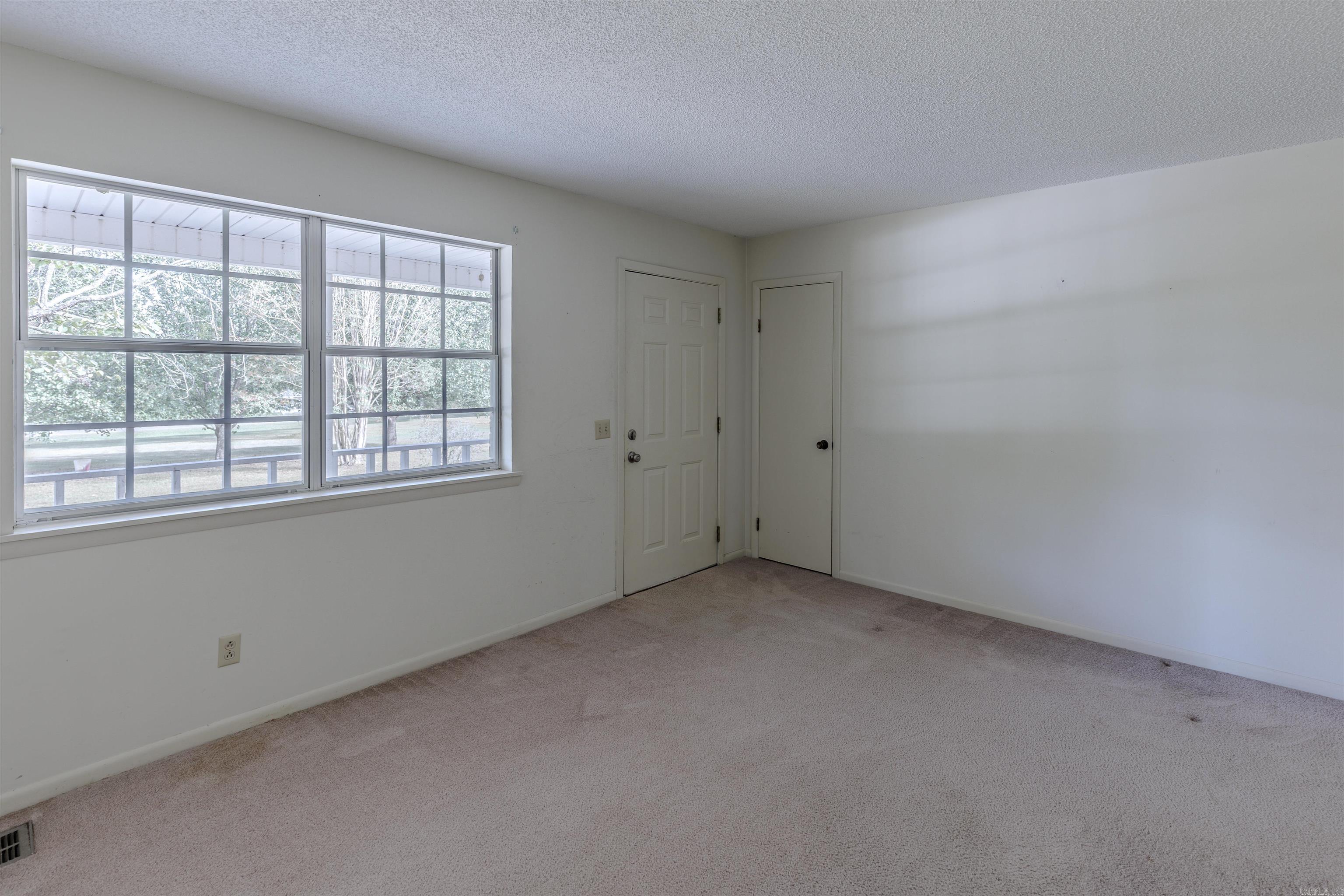 1739 Highway 216 Property Photo 18