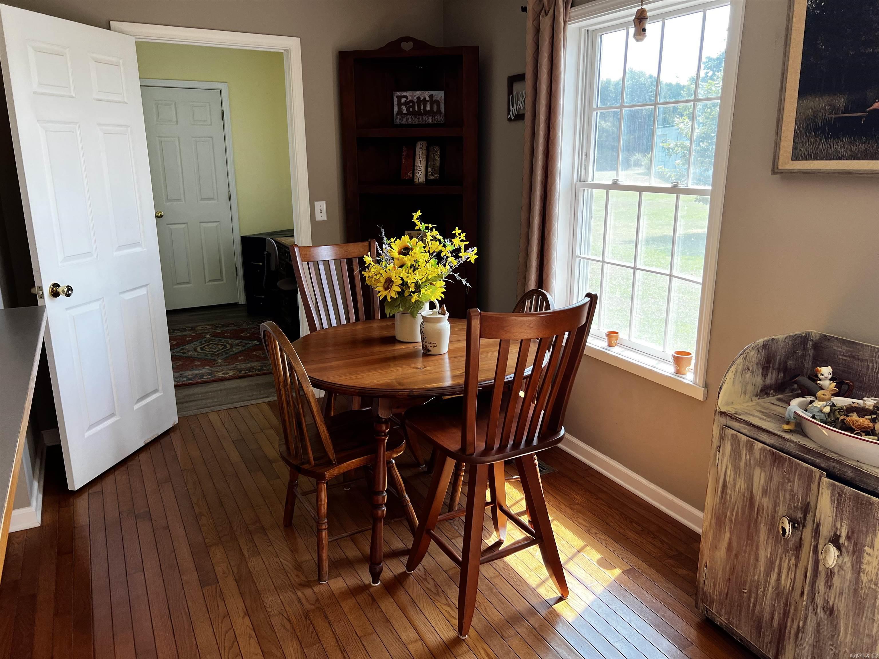715 River Bluff Road Property Photo 11