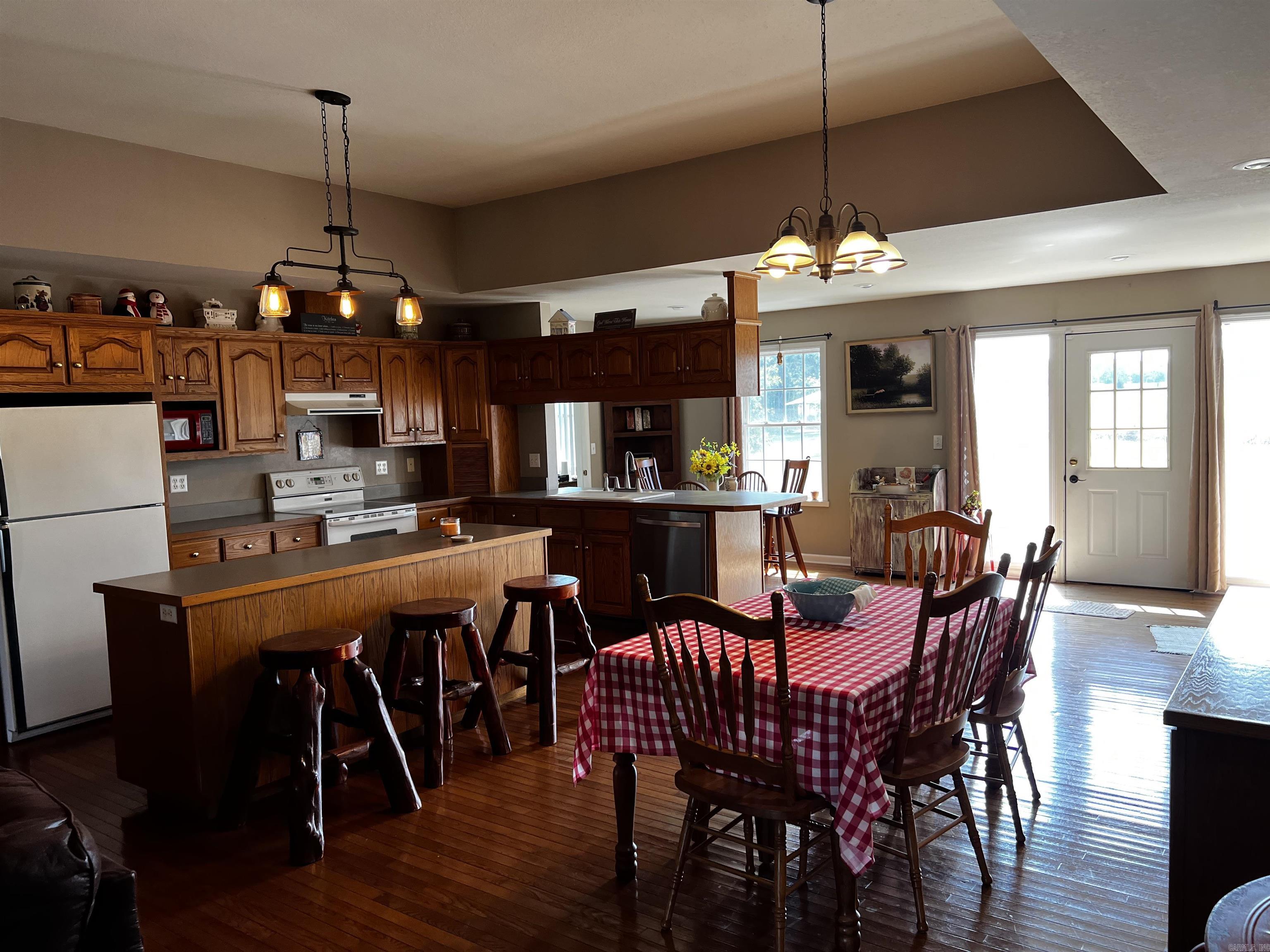 715 River Bluff Road Property Photo 12