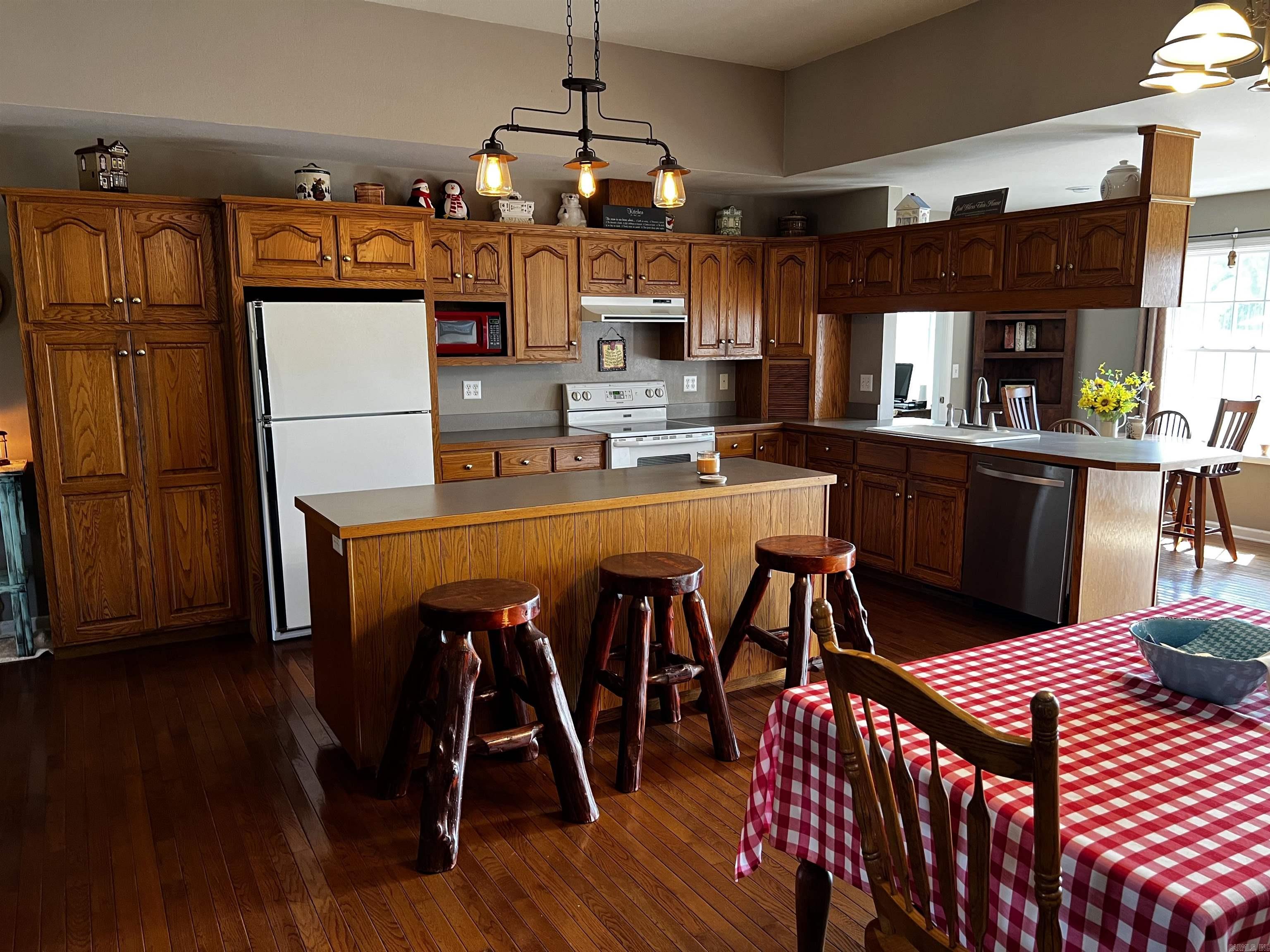 715 River Bluff Road Property Photo 36