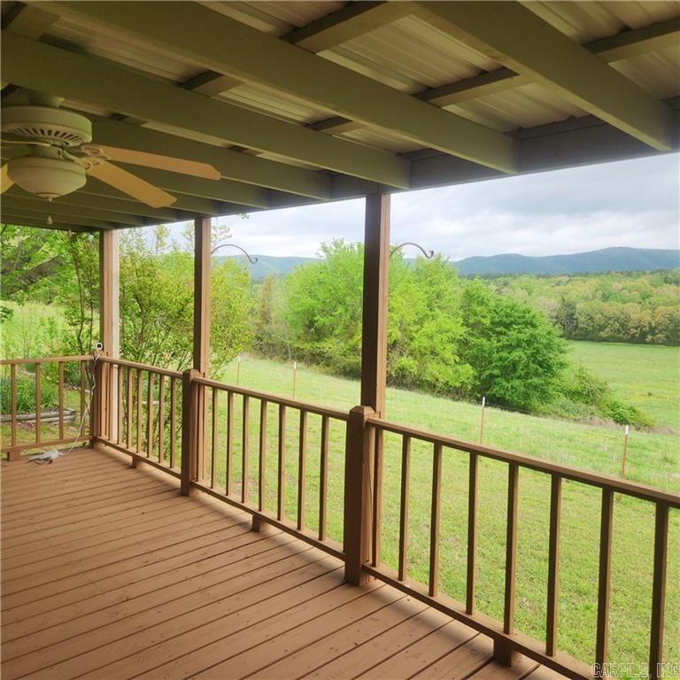 1709 County Road 4451 Property Photo 33