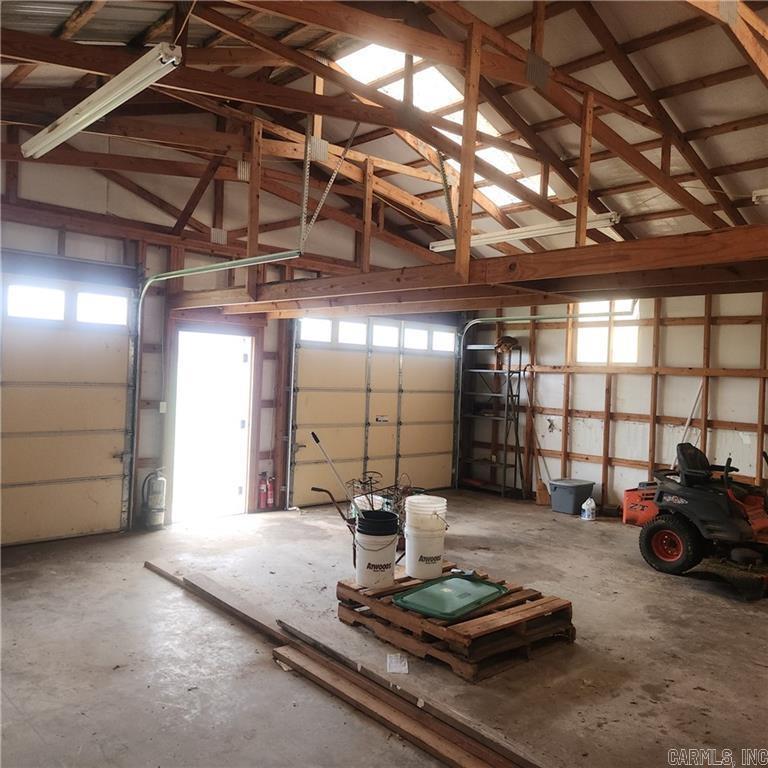 1709 County Road 4451 Property Photo 36