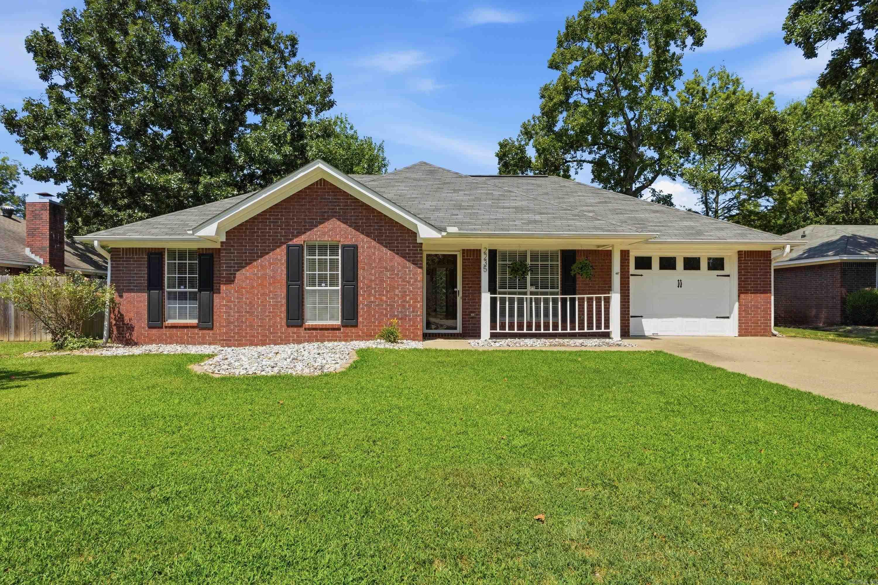 2235 Rainbow Road Property Photo 1