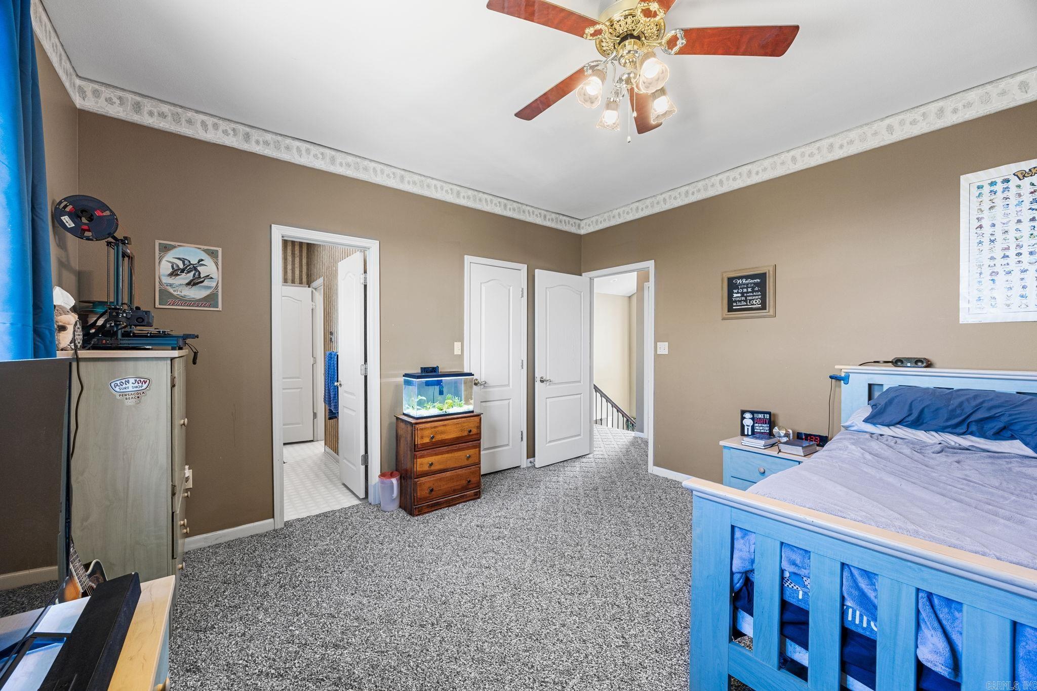 200 Clampett Lane Property Photo 30