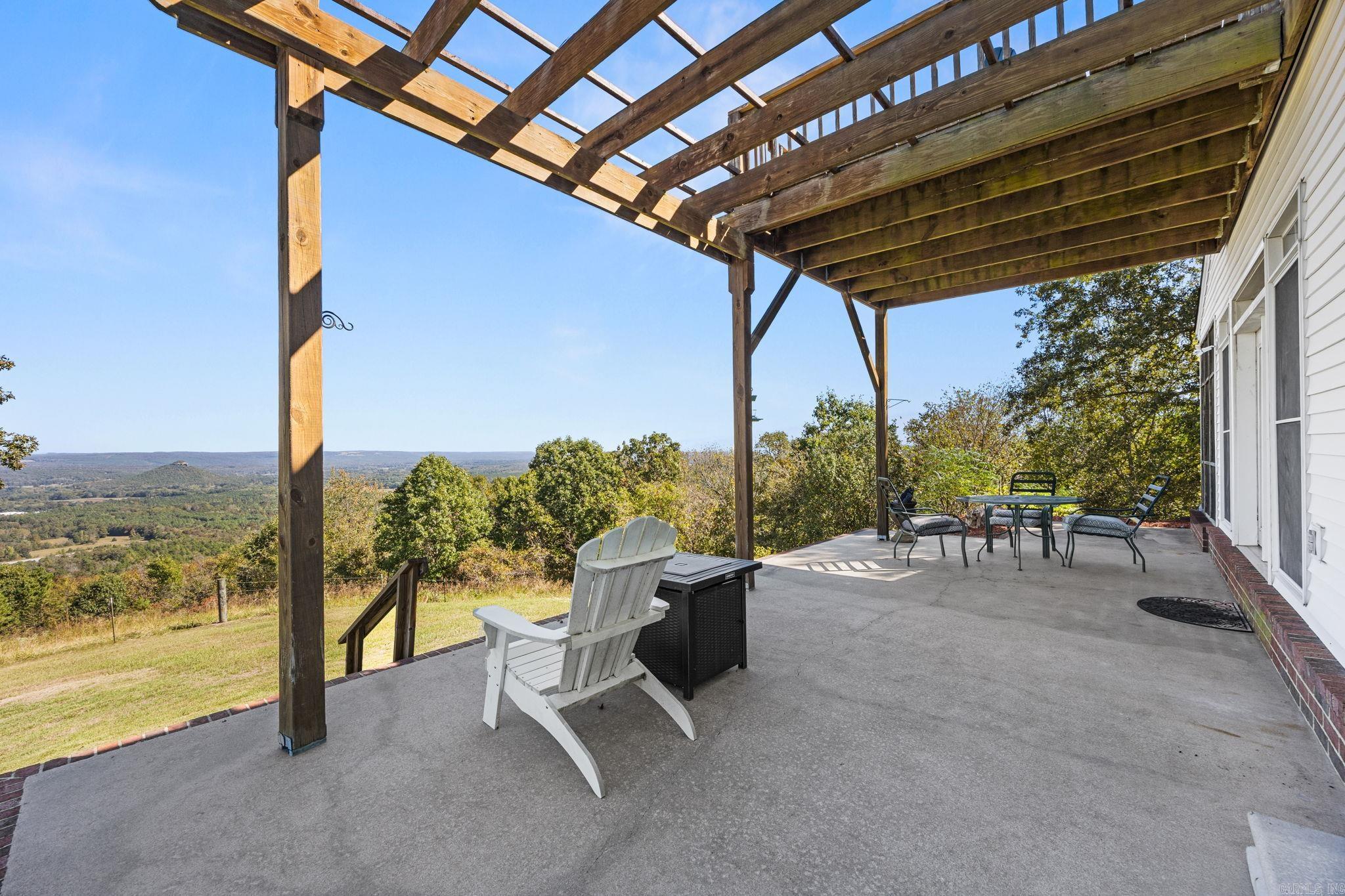 200 Clampett Lane Property Photo 38