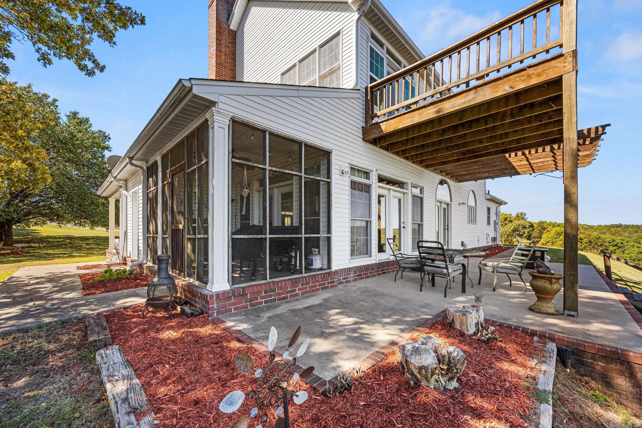 200 Clampett Lane Property Photo 39