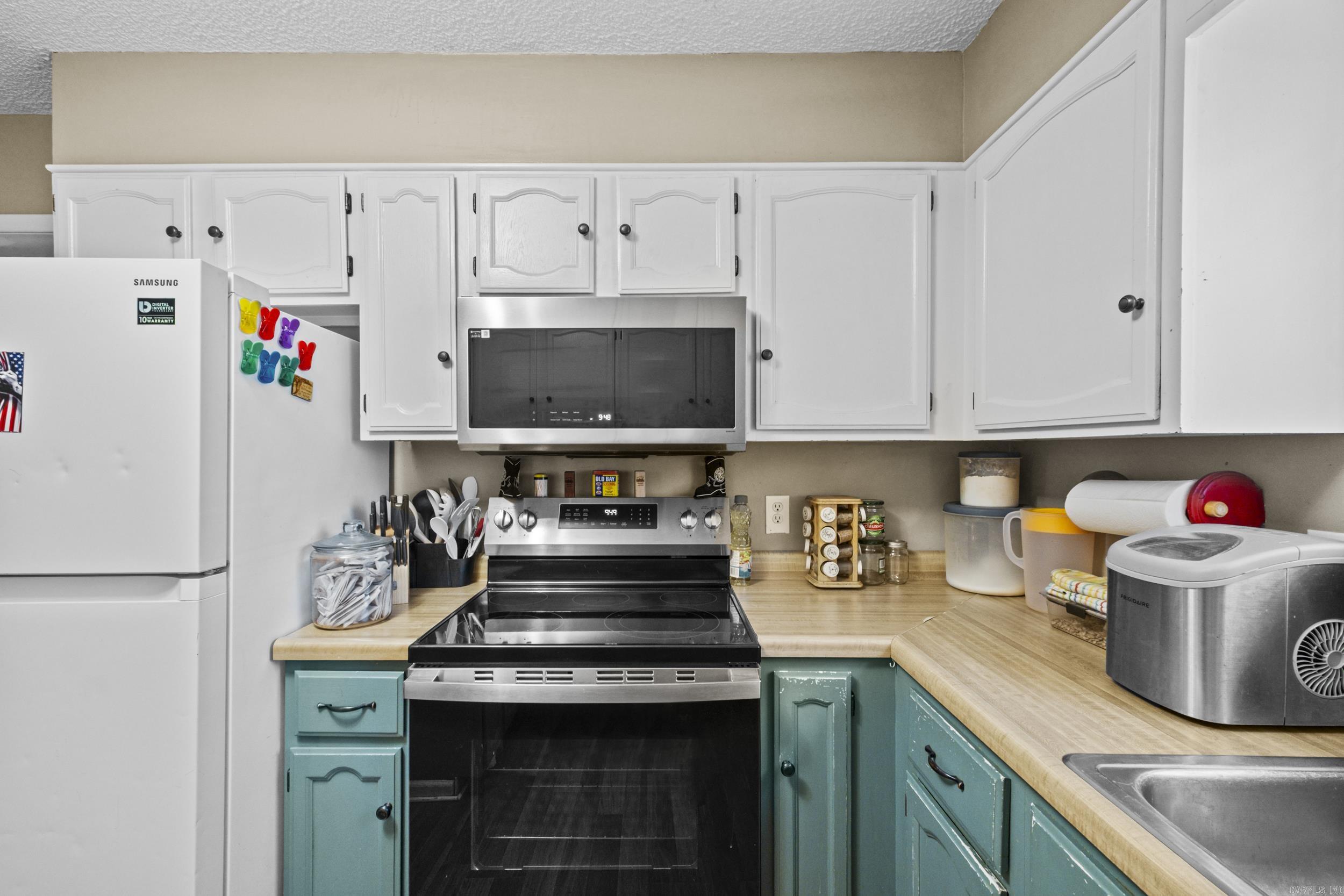 6 Whippoorwill Drive Property Photo 16