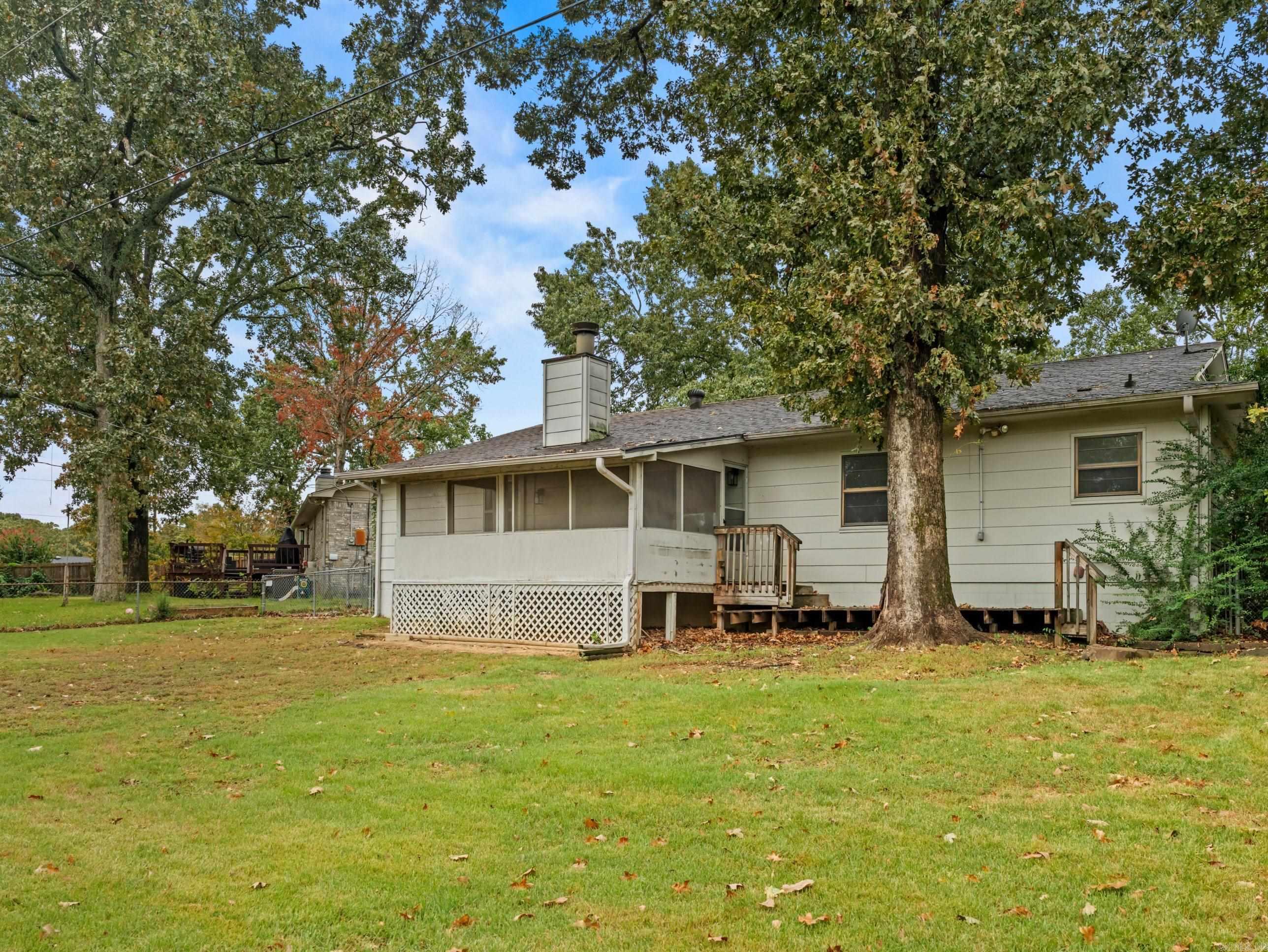 2705 Ozark Dr Property Photo 21