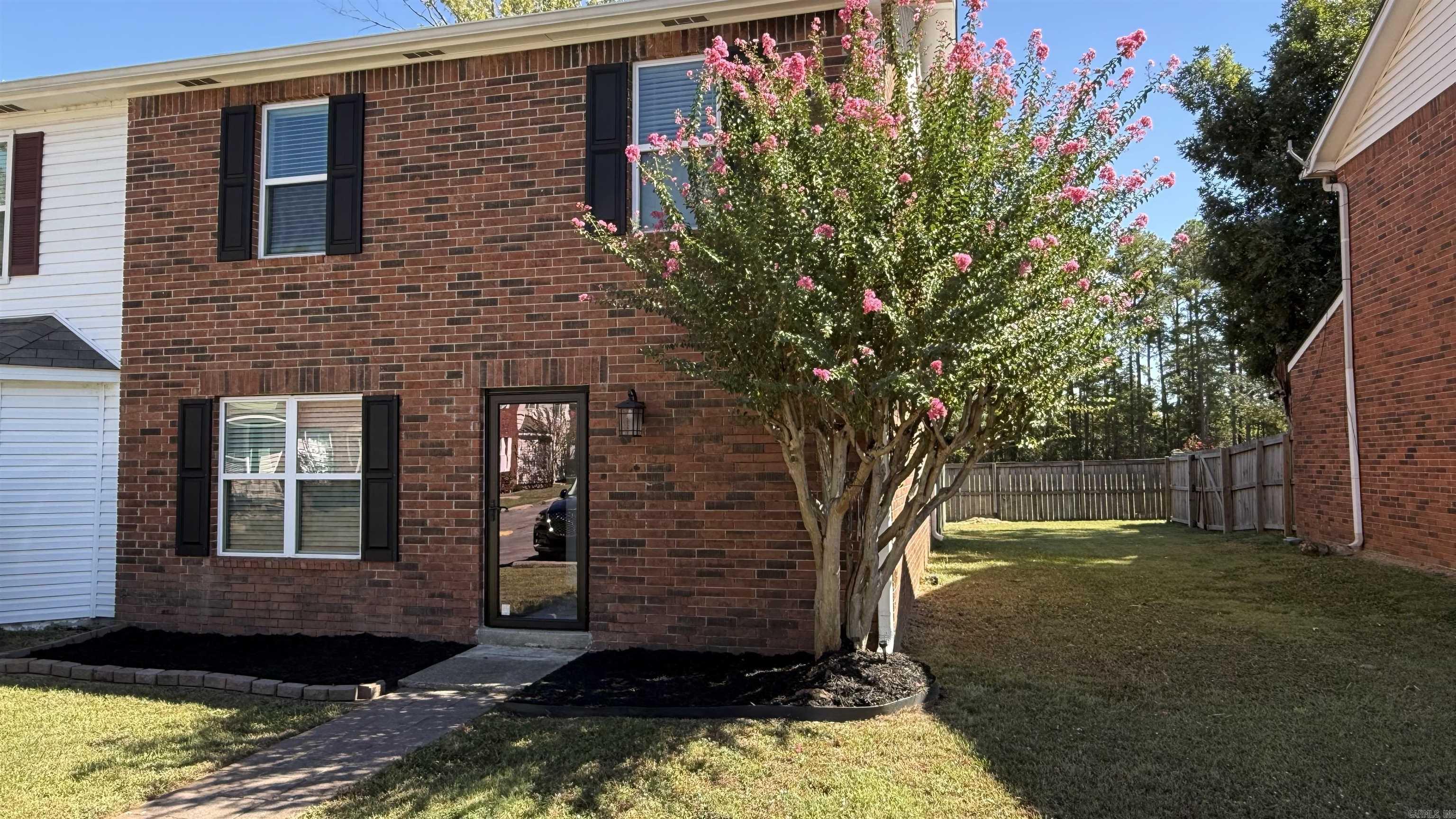 200 Pine Forest Drive E1 Property Photo 2