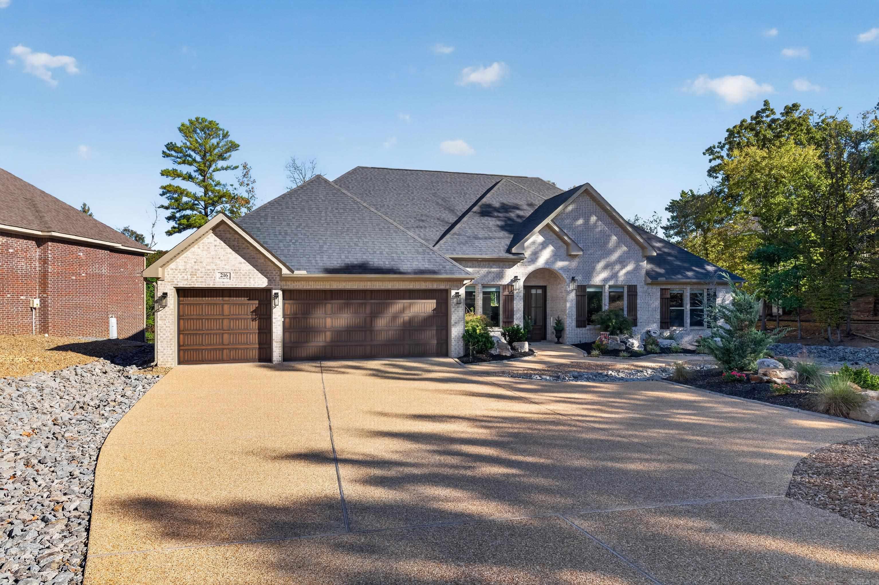26040560 Property Photo 2
