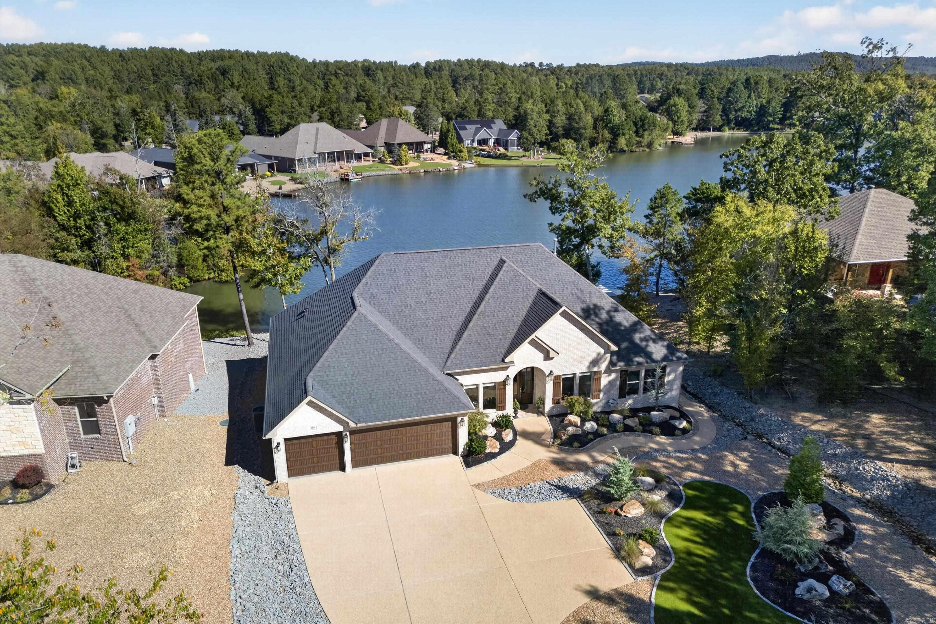 26040560 Property Photo 46