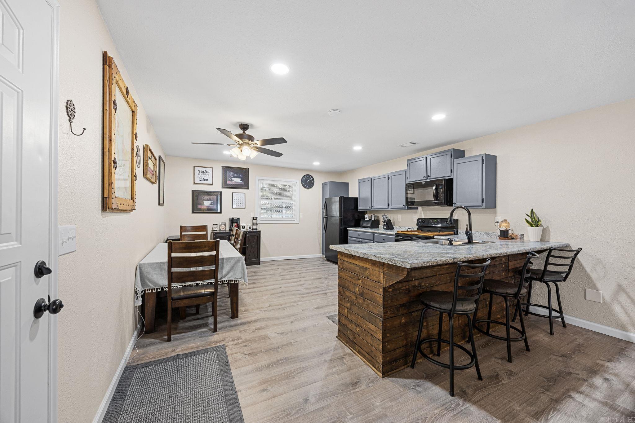 1339 Shady Grove Road Property Photo 10
