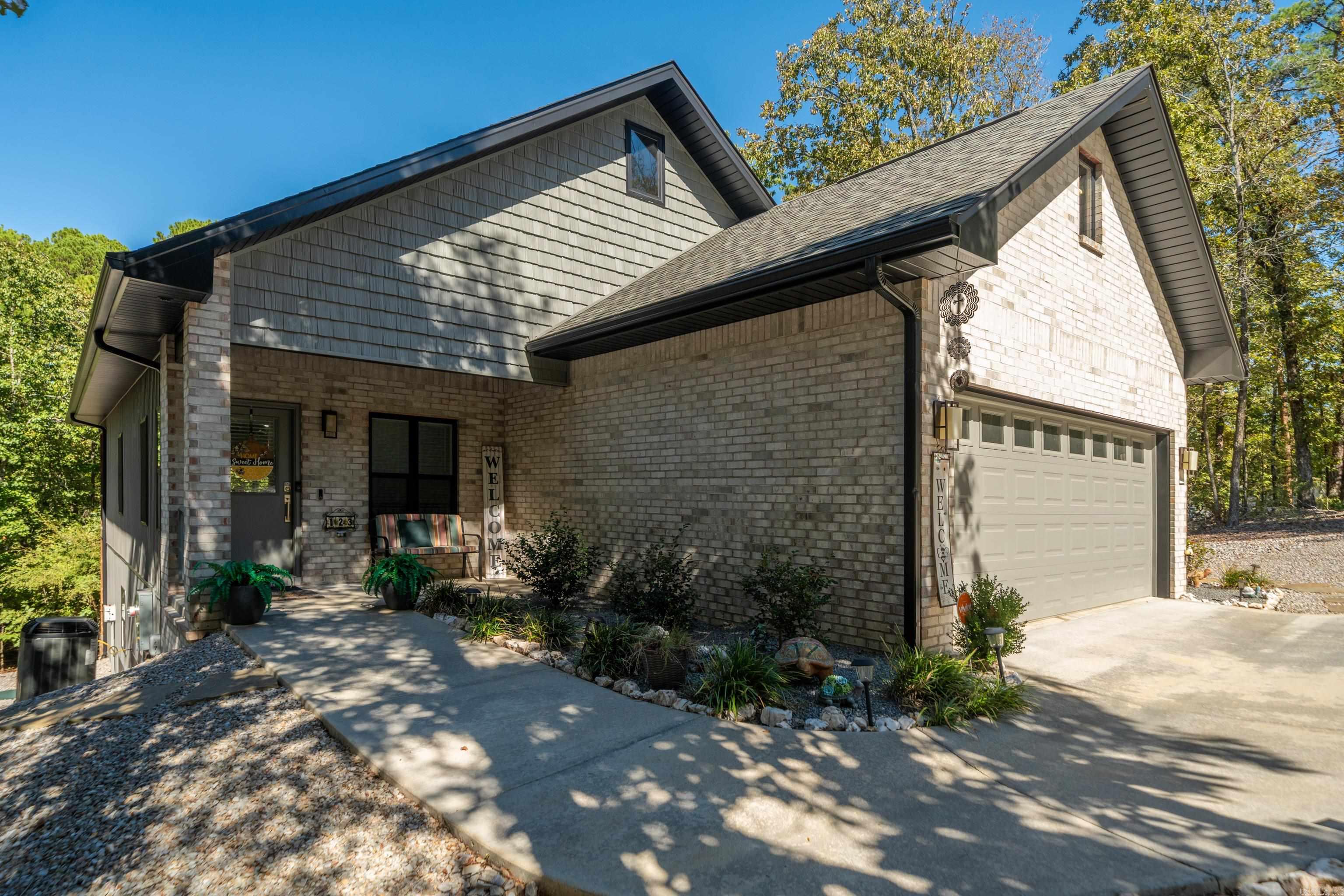 123 Pizarro Drive Property Photo 1