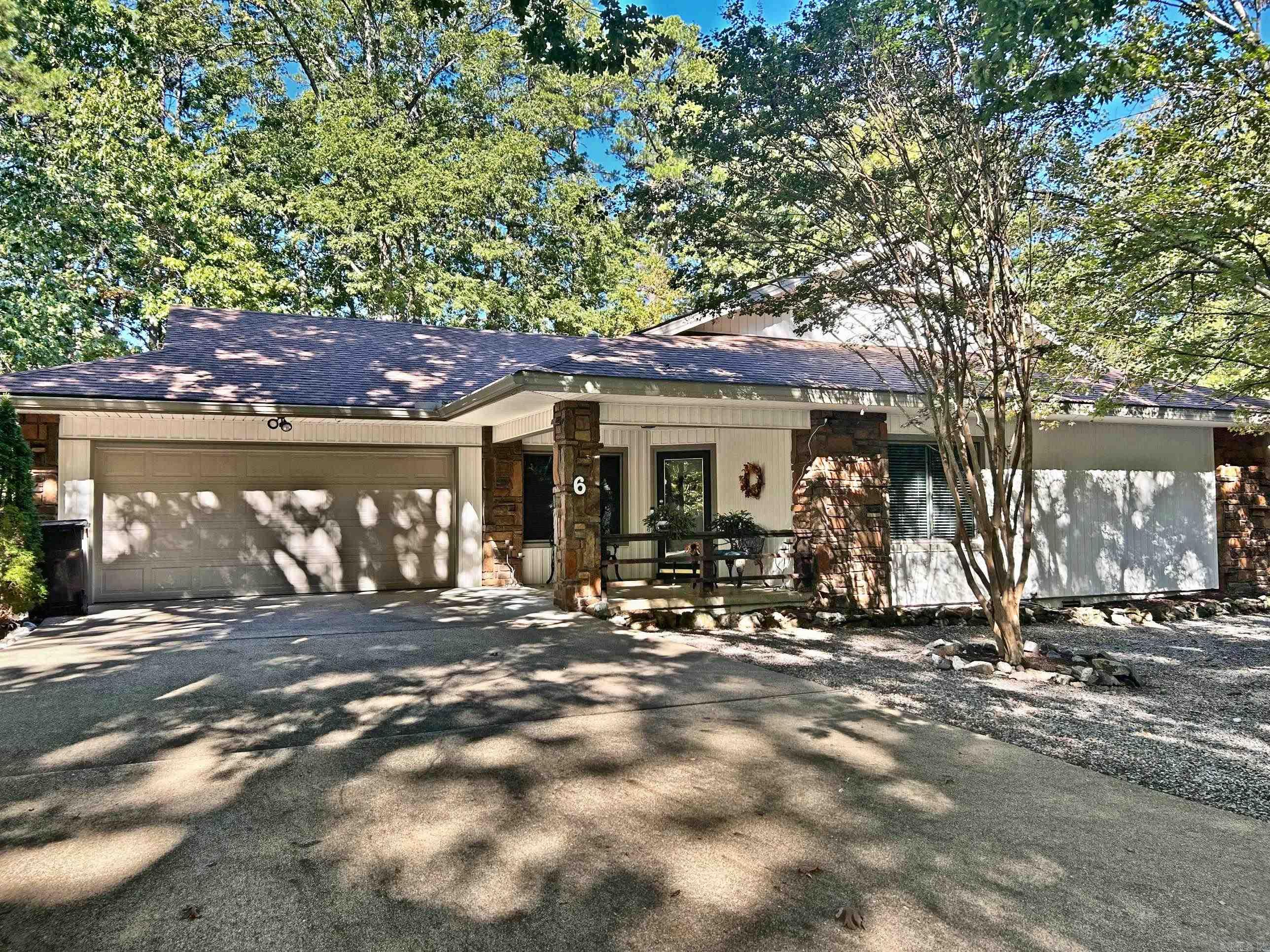 6 Nevada Lane Property Photo 1