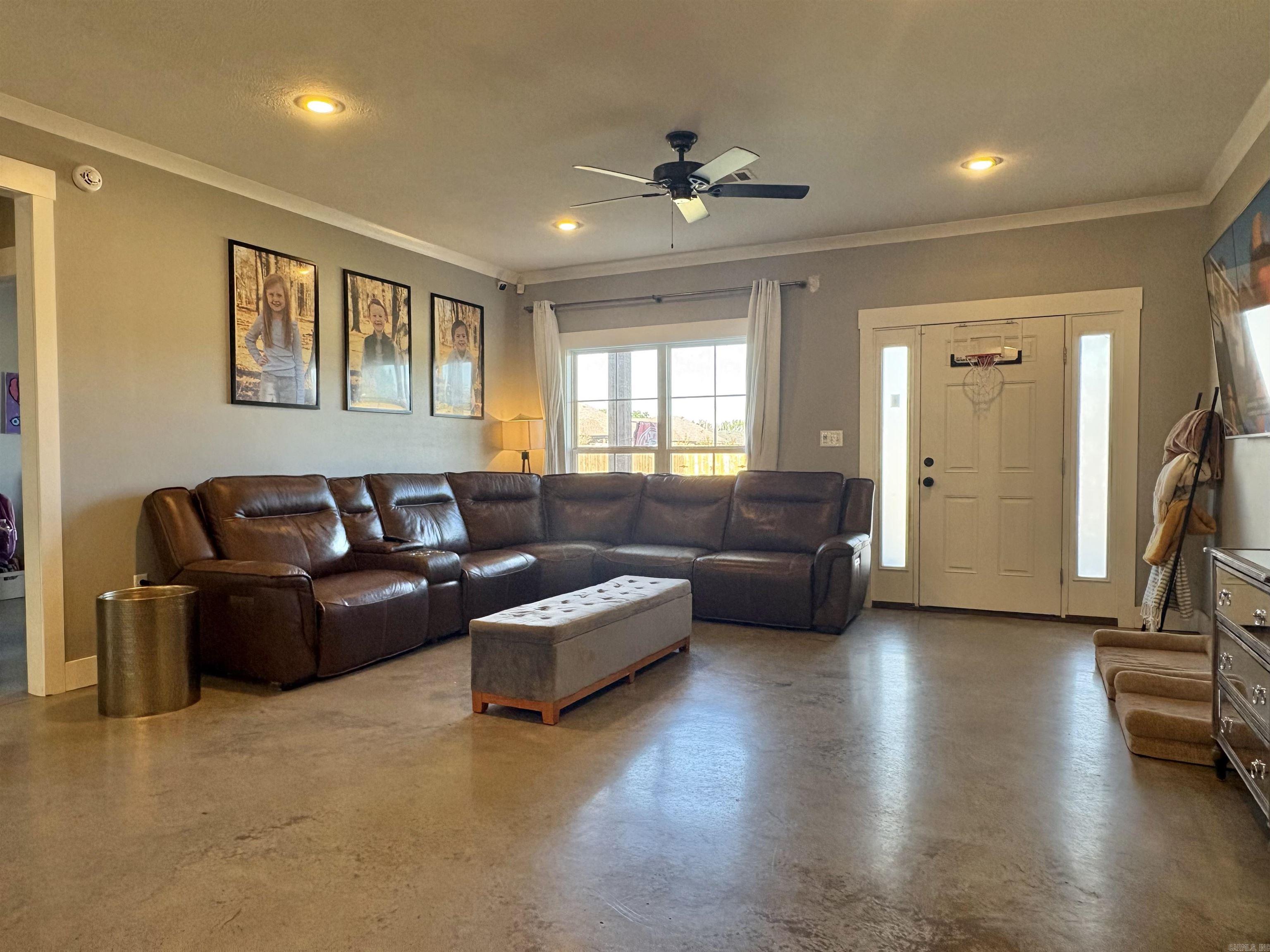 1705 Potter Street Property Photo 4