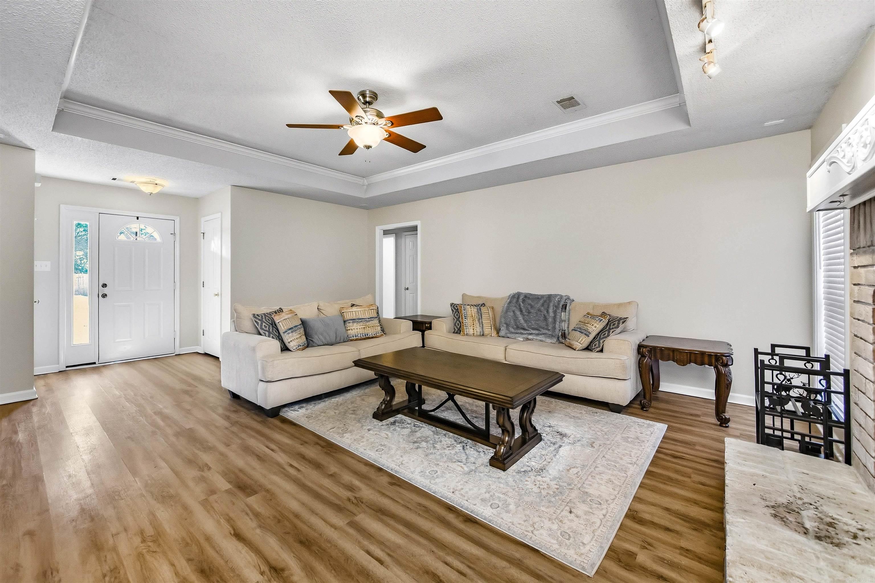 14 Stonewood Court Property Photo 7