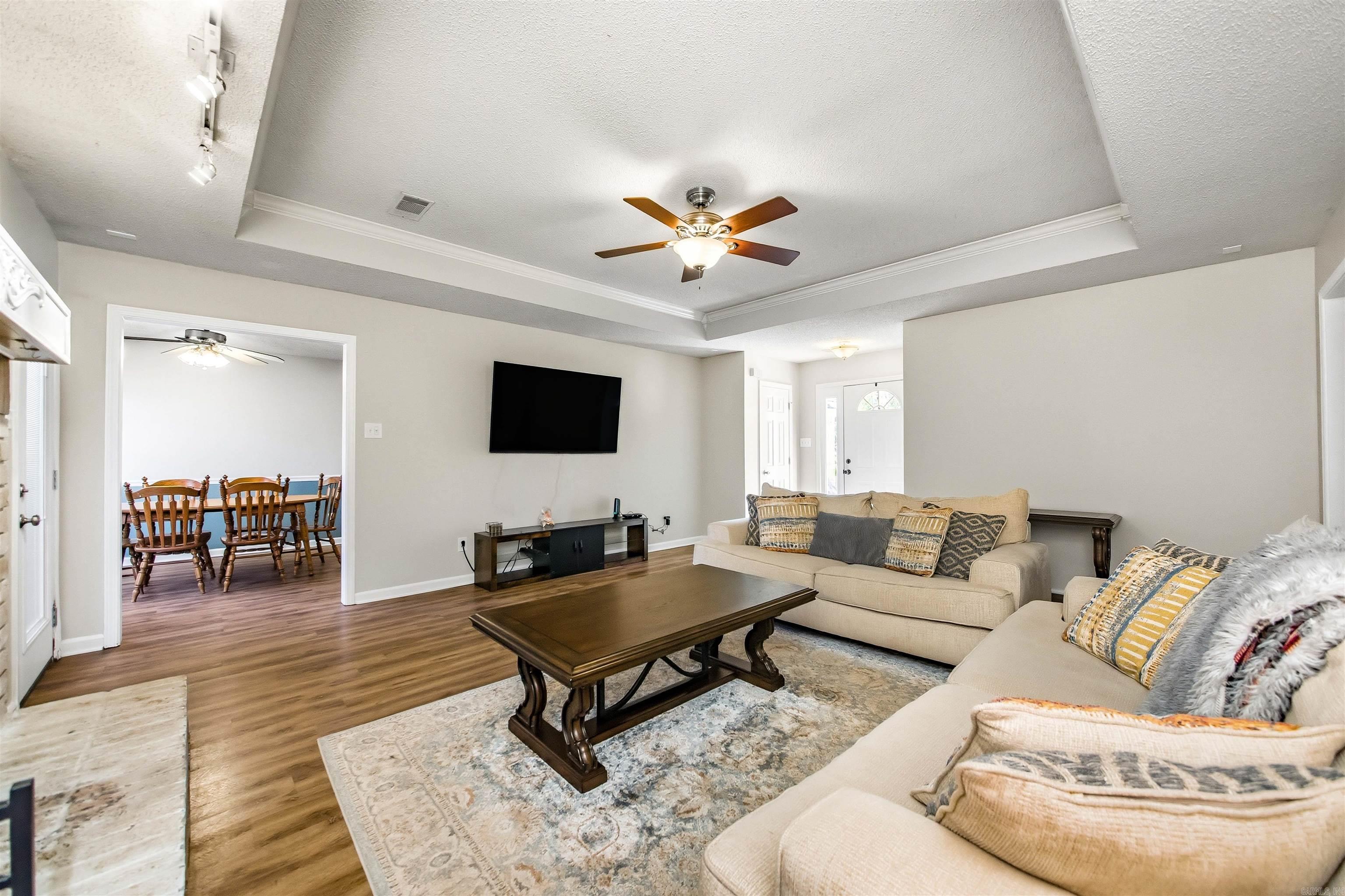 14 Stonewood Court Property Photo 8
