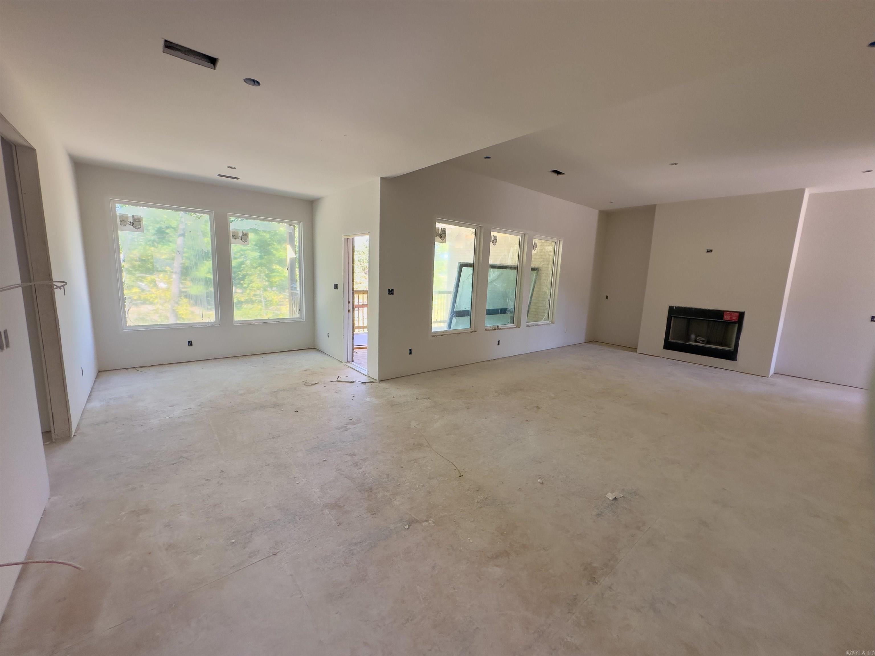 4084 Marshall Way Property Photo 4