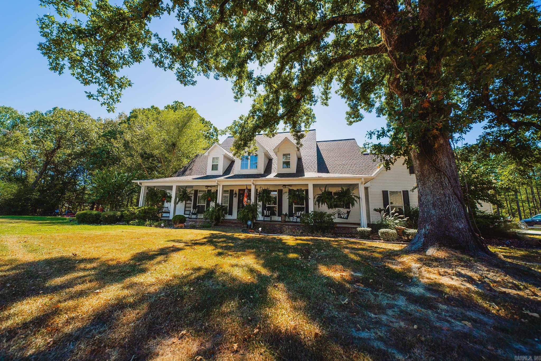 173 Highway 172 Property Photo 1