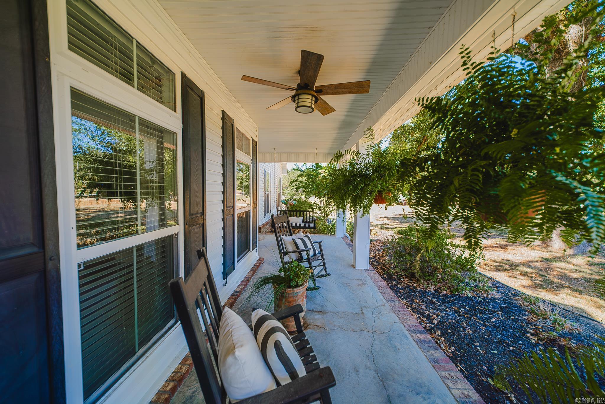 173 Highway 172 Property Photo 3