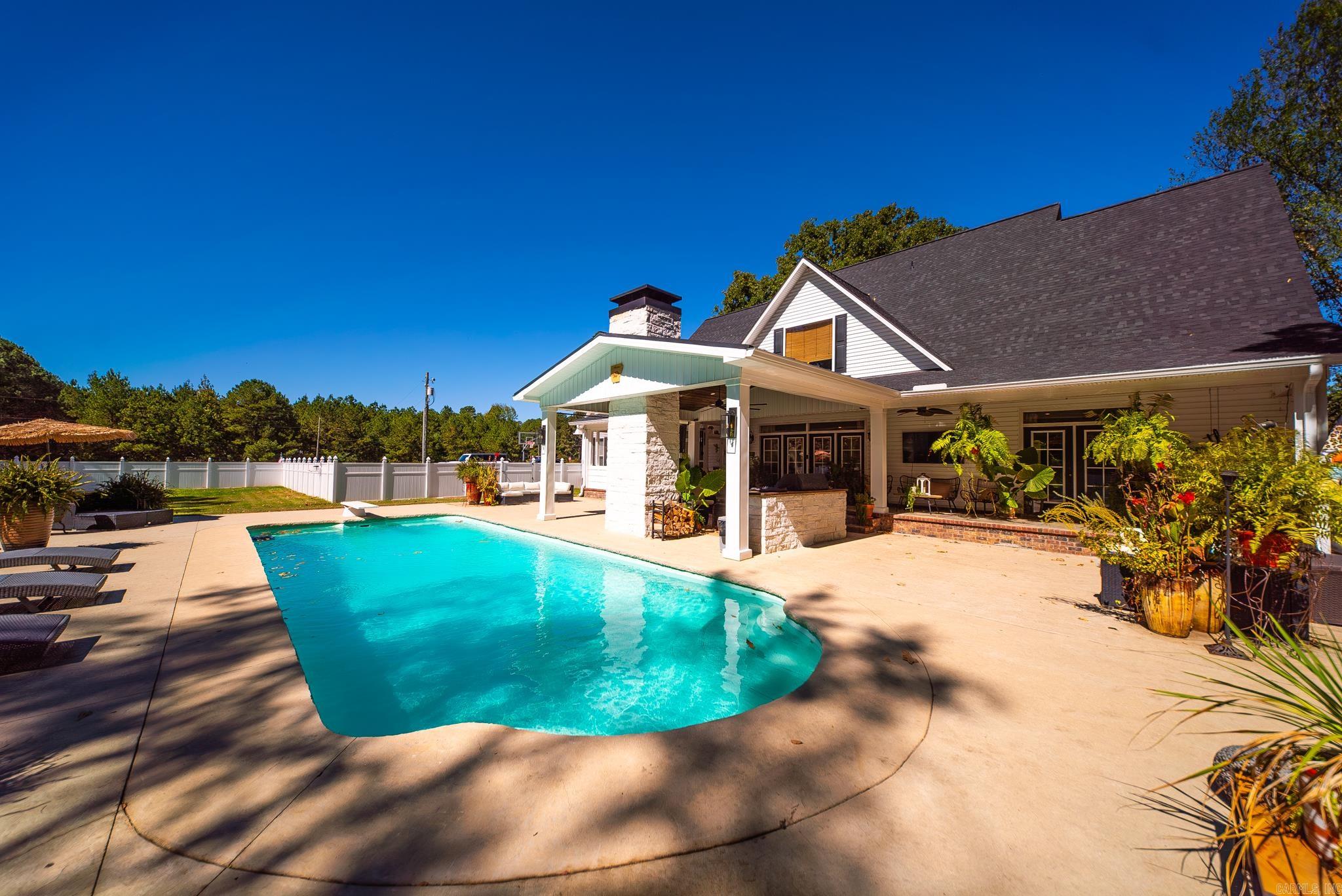 173 Highway 172 Property Photo 45