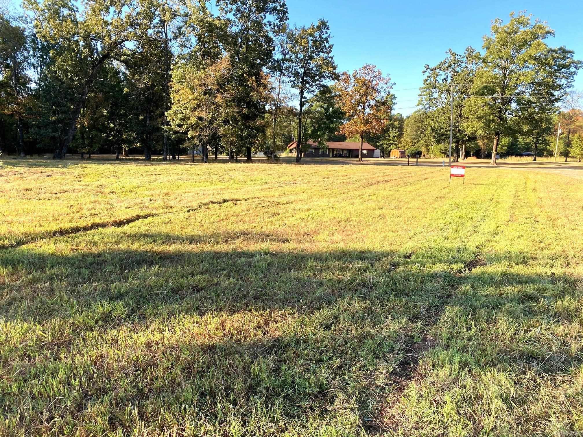 110 Country Club Lane Avenue Property Photo 1