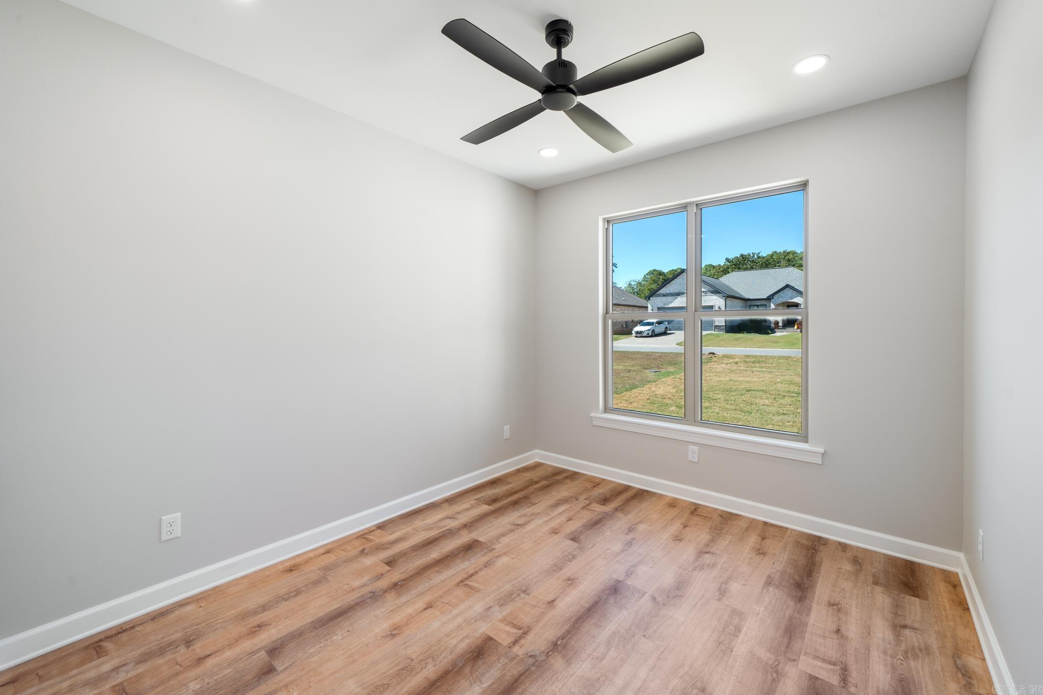 10 Sayde Lane Property Photo 25