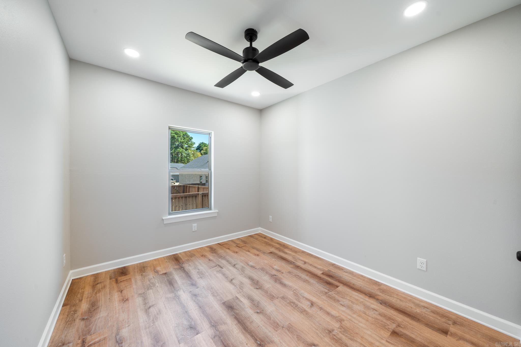 10 Sayde Lane Property Photo 28