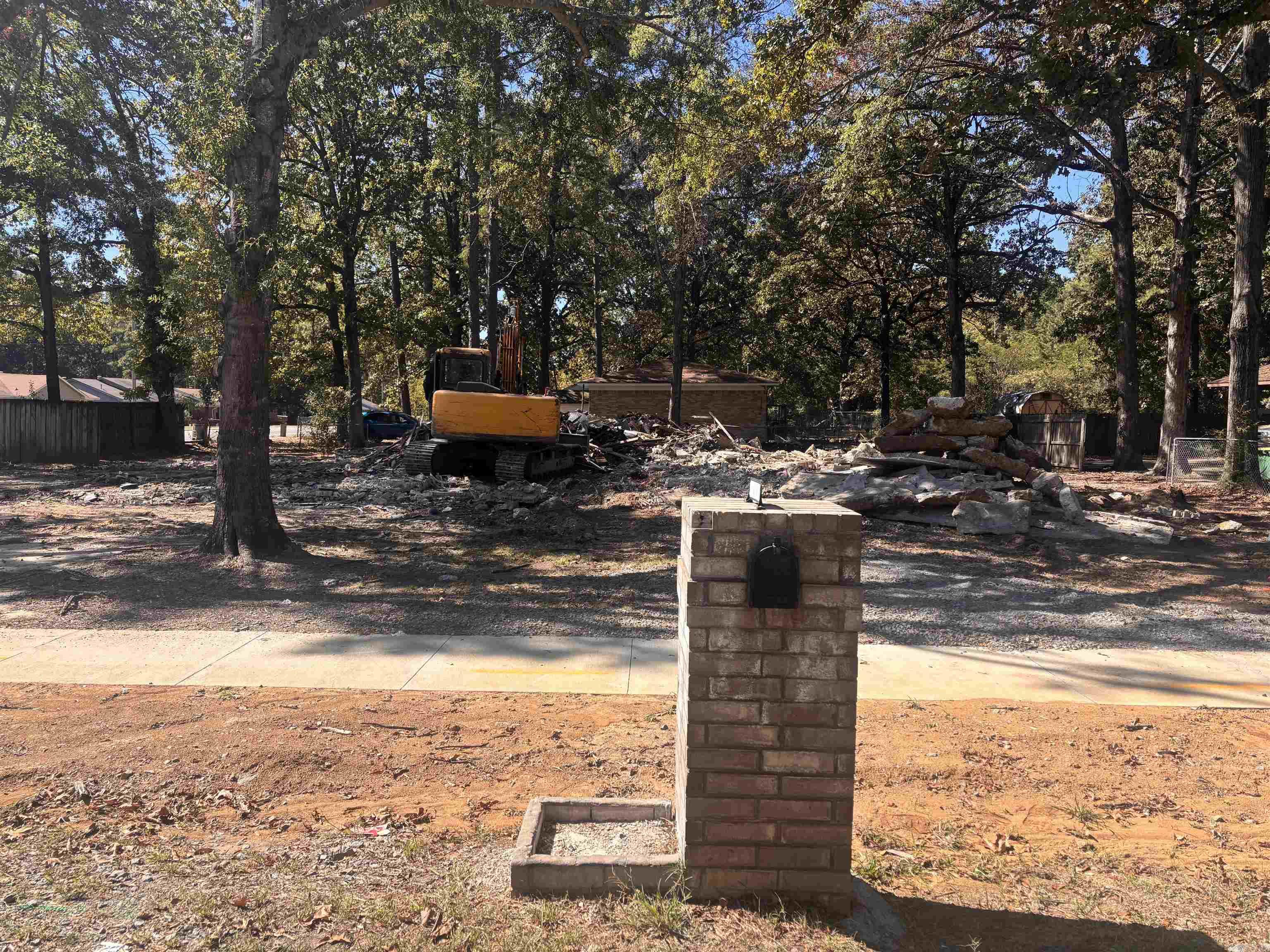 10300 Valley Drive Property Photo 1