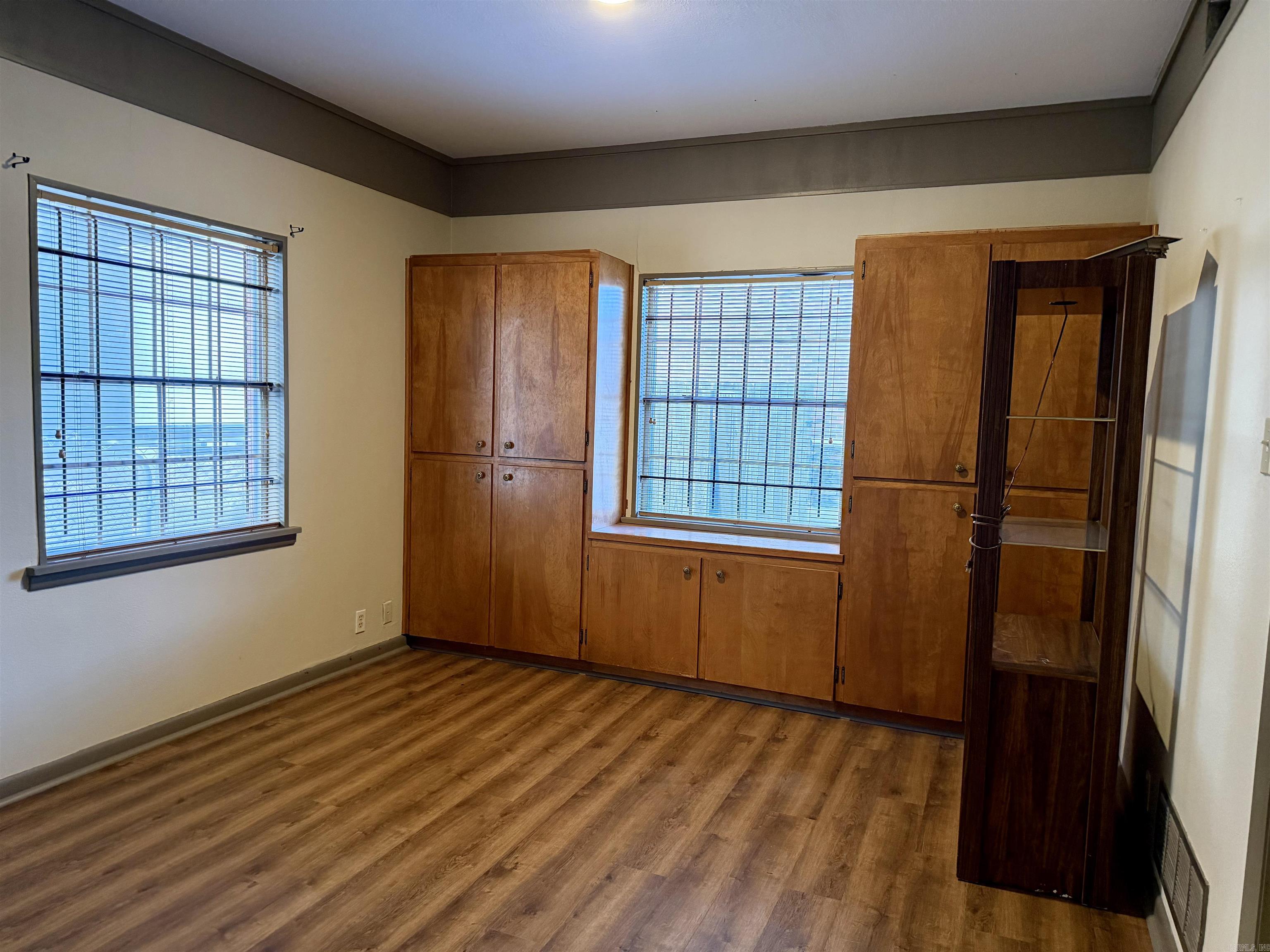 4505 Jfk Boulevard Property Photo 4